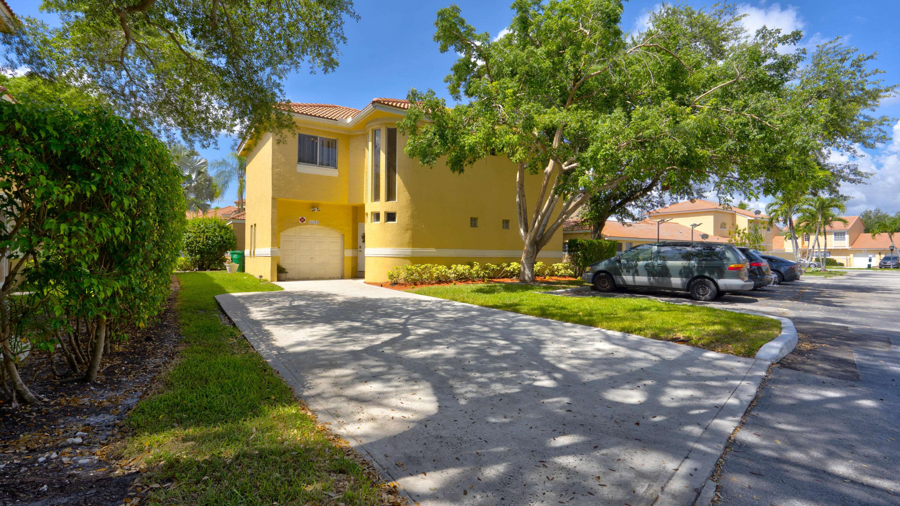 Coral Springs, FL 33071,11373 Lakeview DR