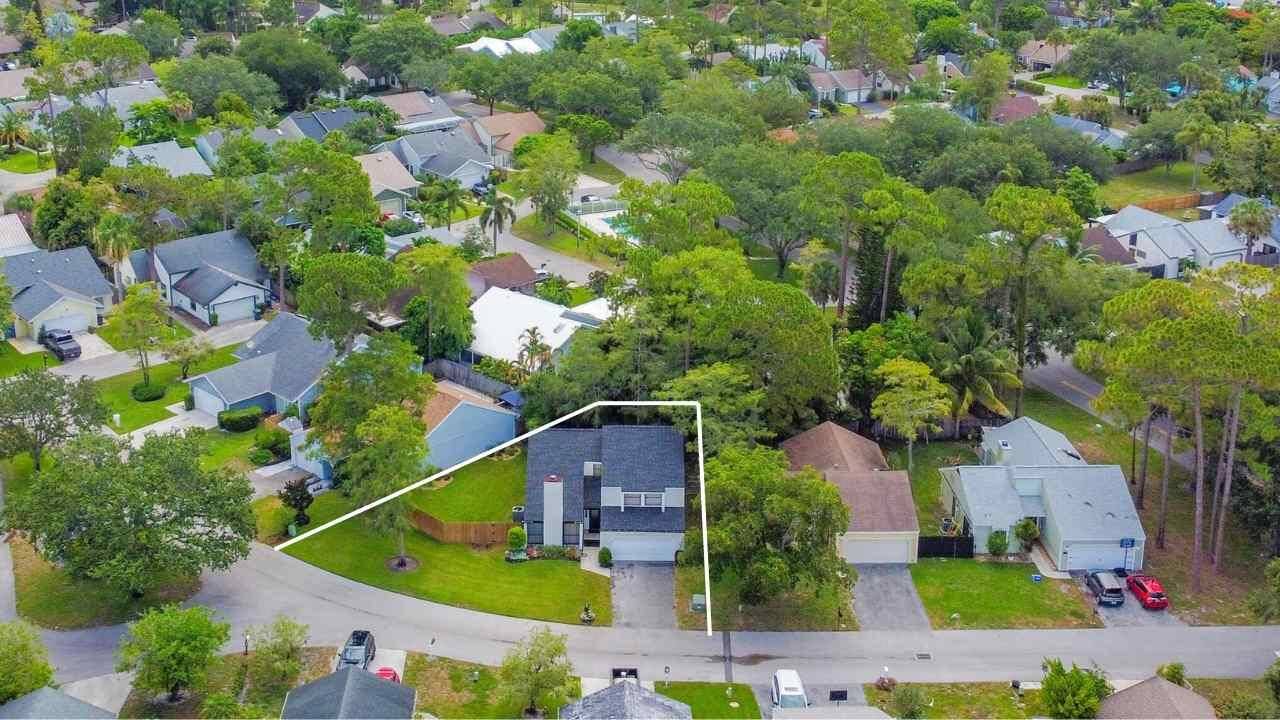 Wellington, FL 33414,476 Golden Wood WAY