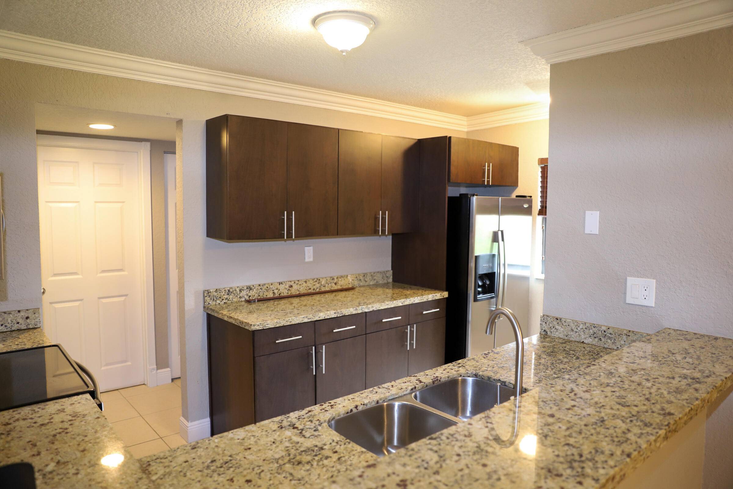 Miami Lakes, FL 33014,6305 Gage PL 110a