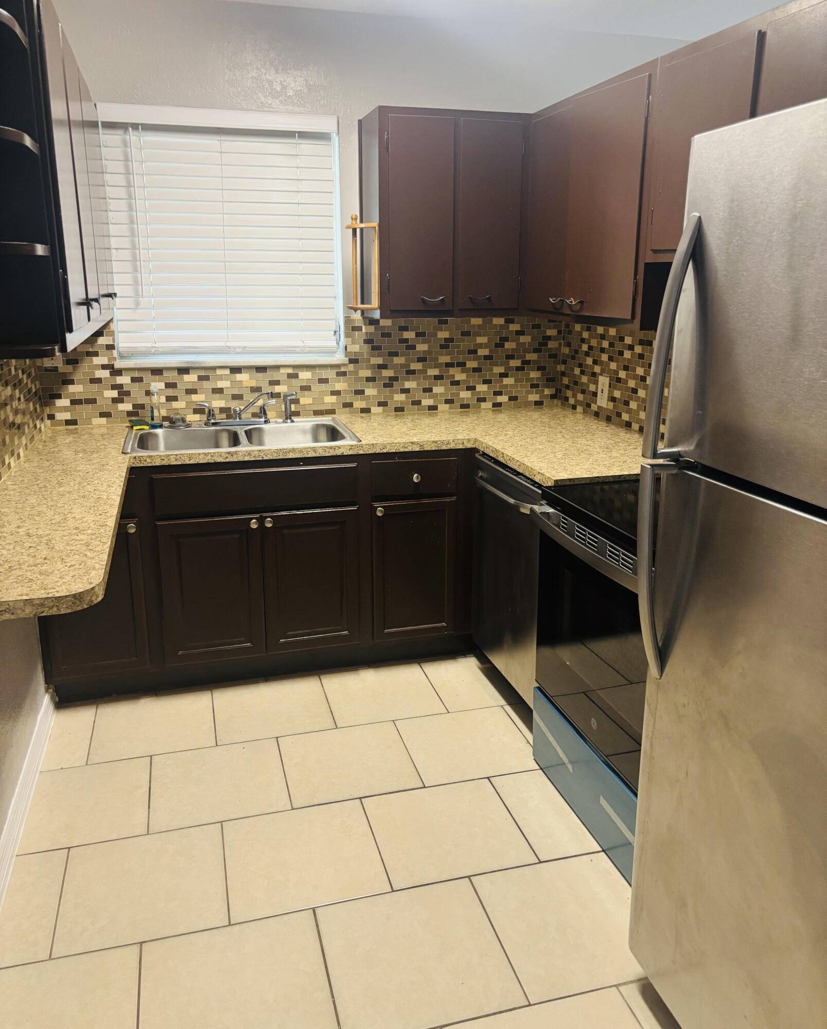 Port Saint Lucie, FL 34983,380 Sandia AVE