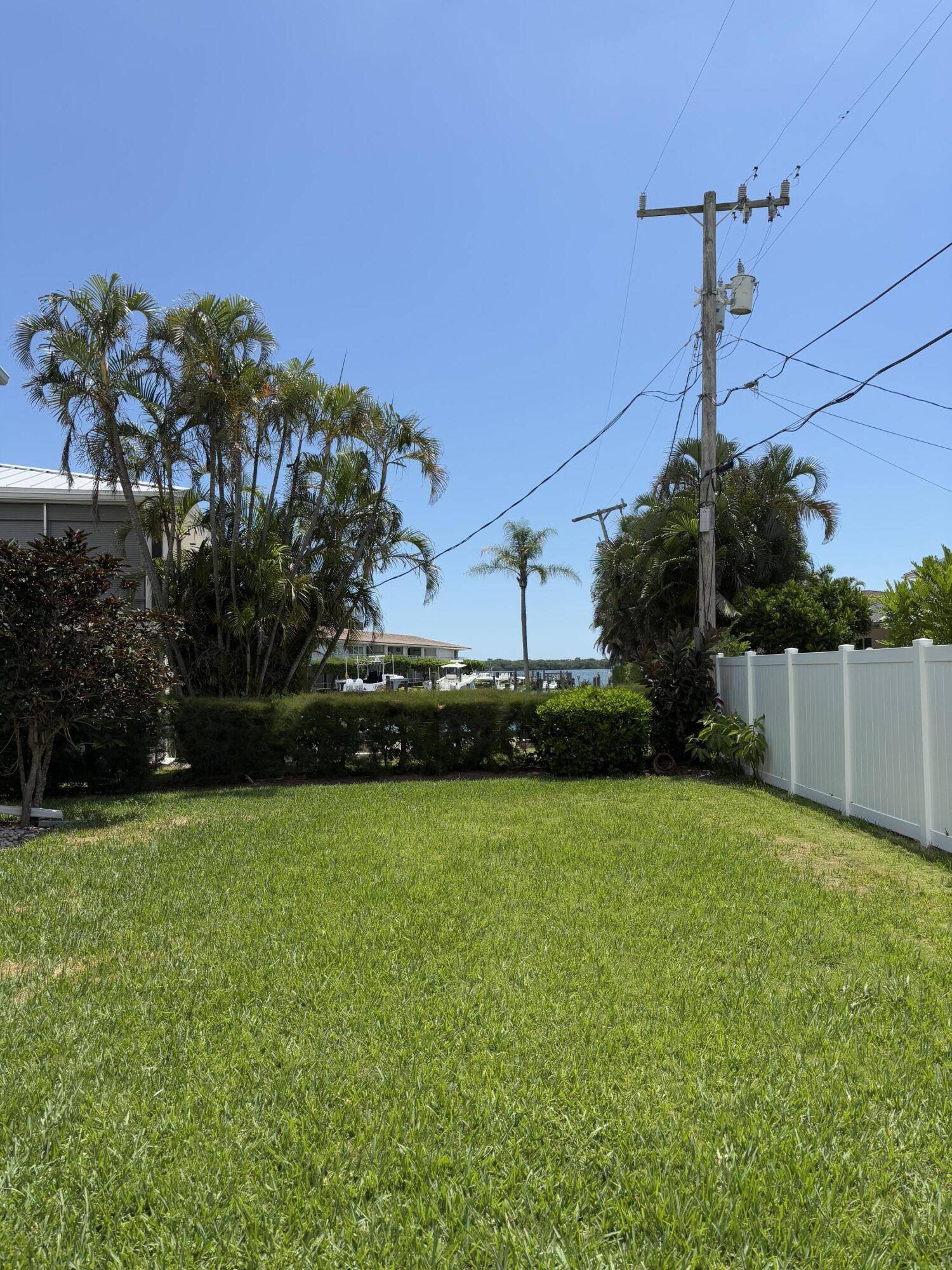 North Palm Beach, FL 33408,118 Yacht Club DR 1