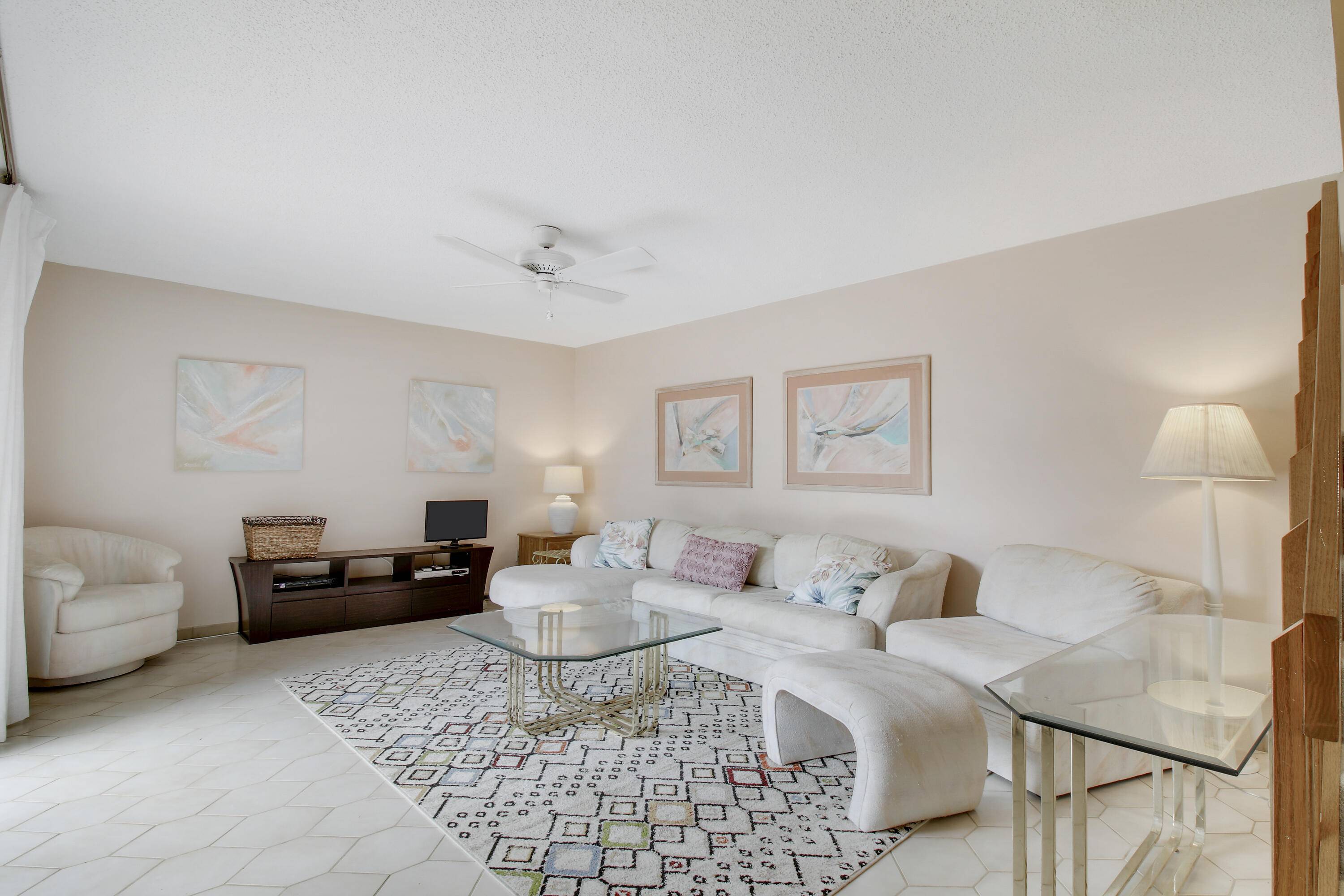 Jupiter, FL 33458,825 Center ST 49c