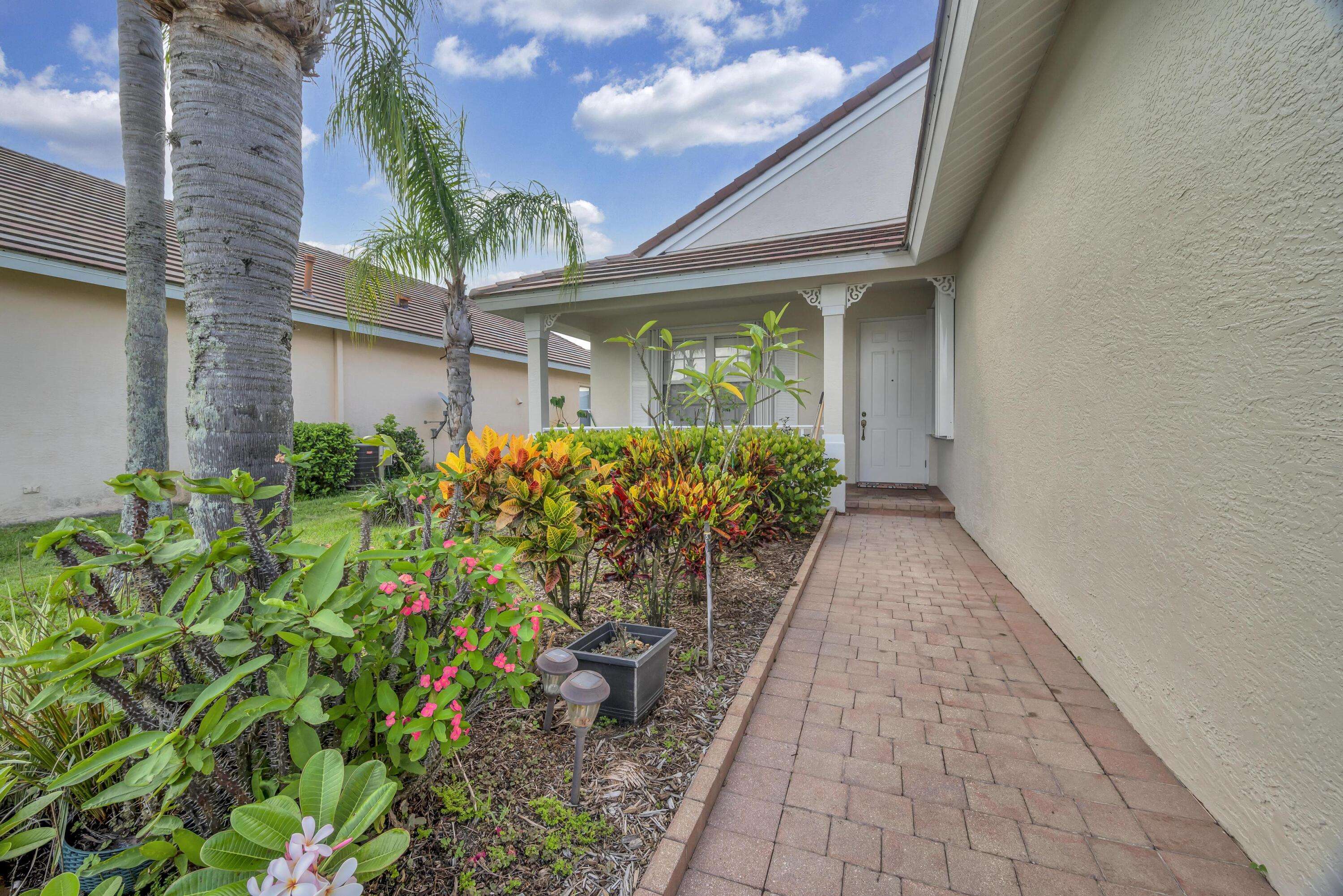 Port Saint Lucie, FL 34986,113 NW Swann Mill CIR