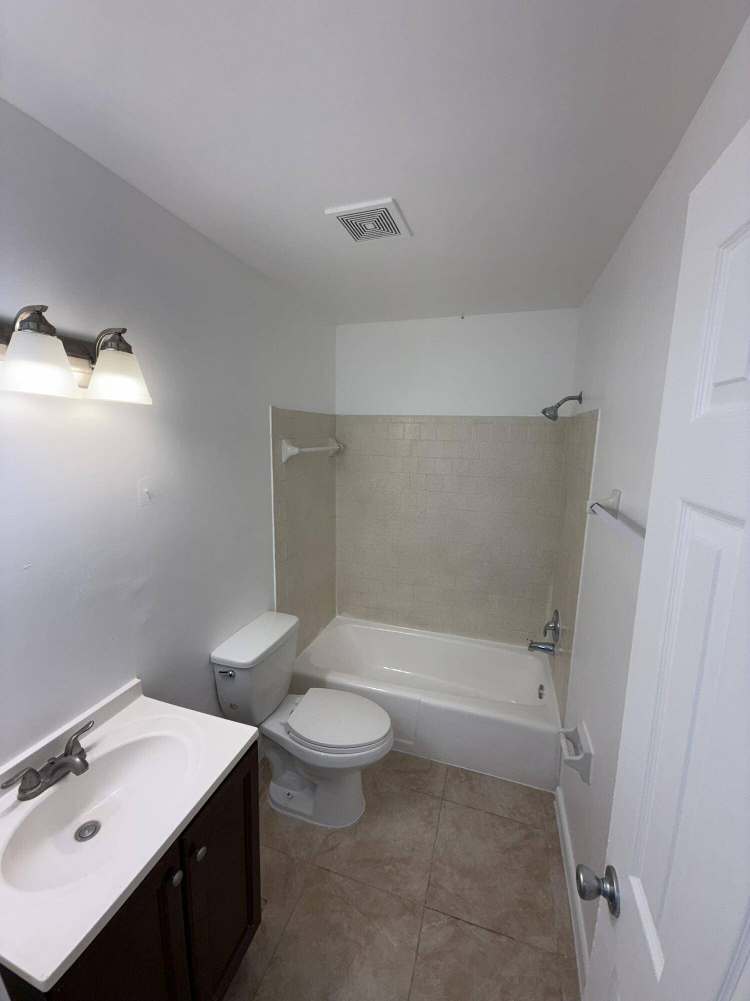 Lake Worth Beach, FL 33460,1130 N F ST D