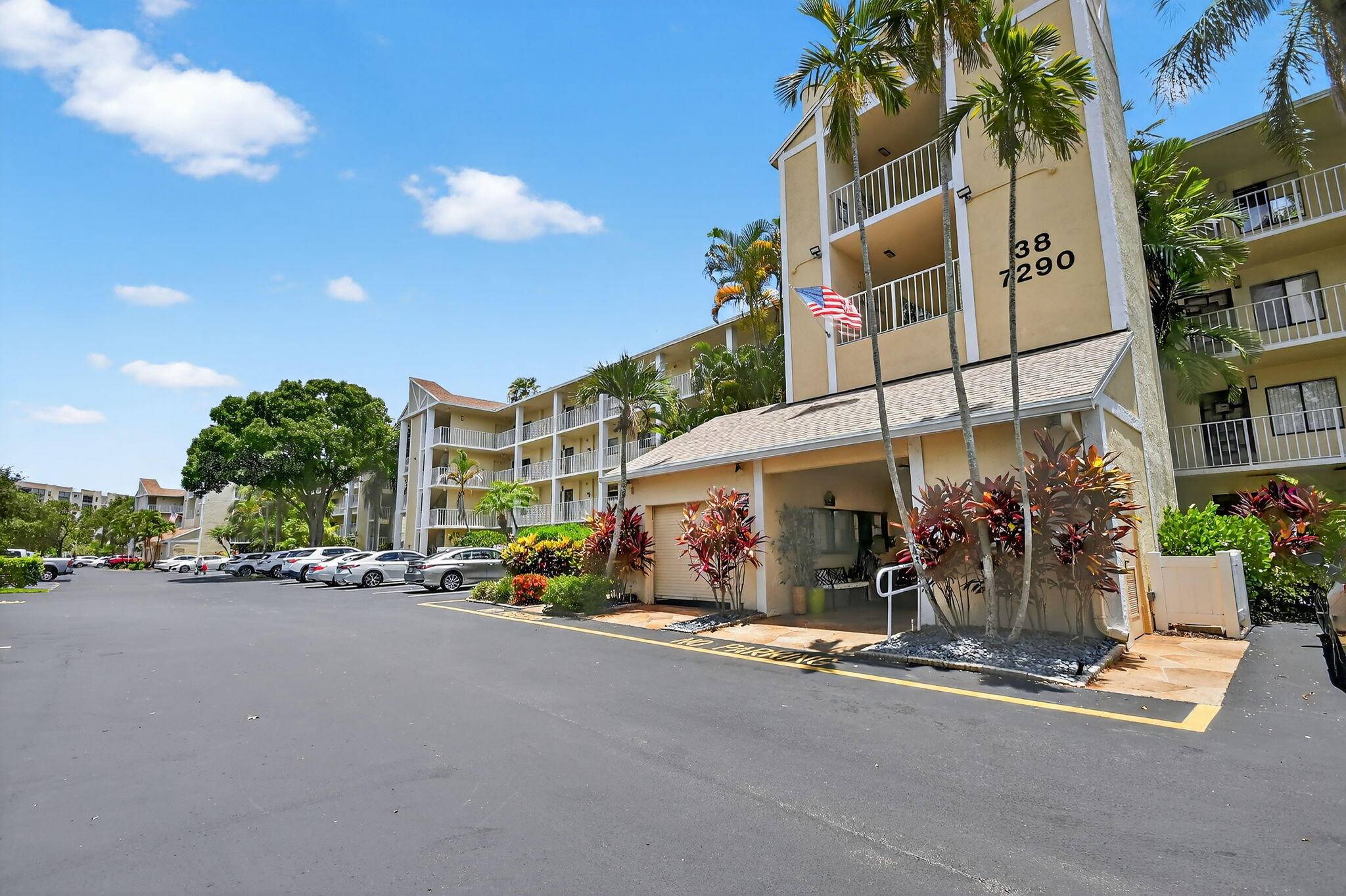 Delray Beach, FL 33446,7290 Ashford PL 201