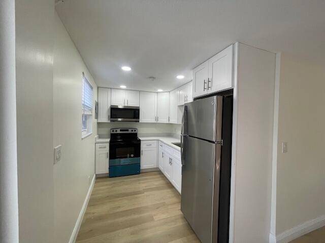 West Palm Beach, FL 33401,302 N Tamarind AVE 923-1