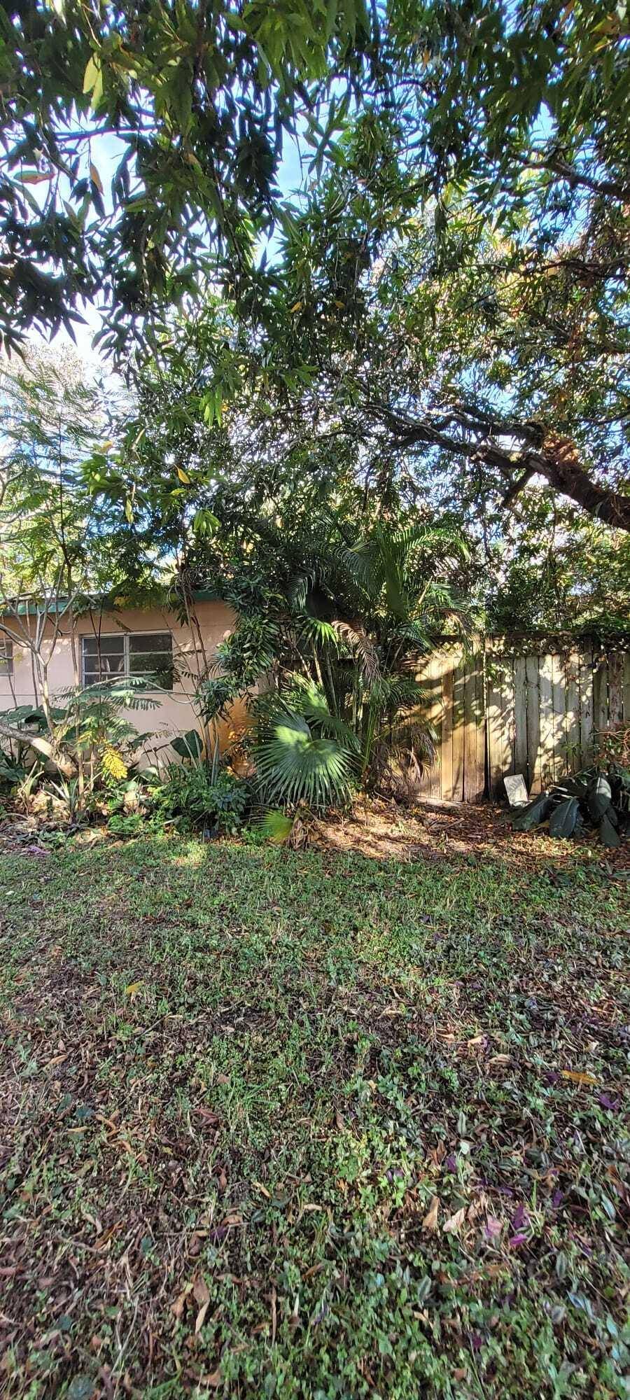 Plantation, FL 33317,812 Garden CT