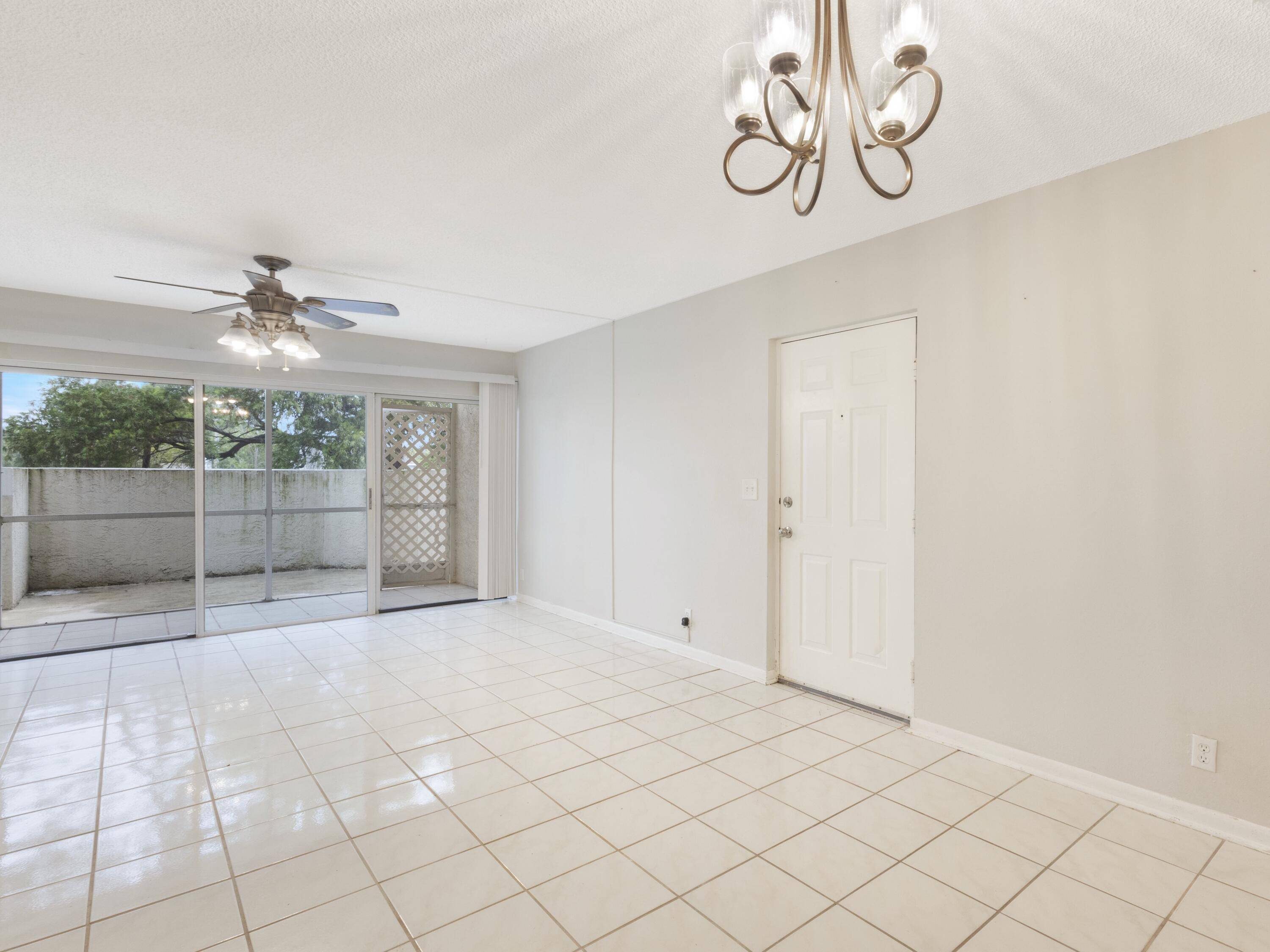 Port Saint Lucie, FL 34952,1530 SE Royal Green 108 CIR 108