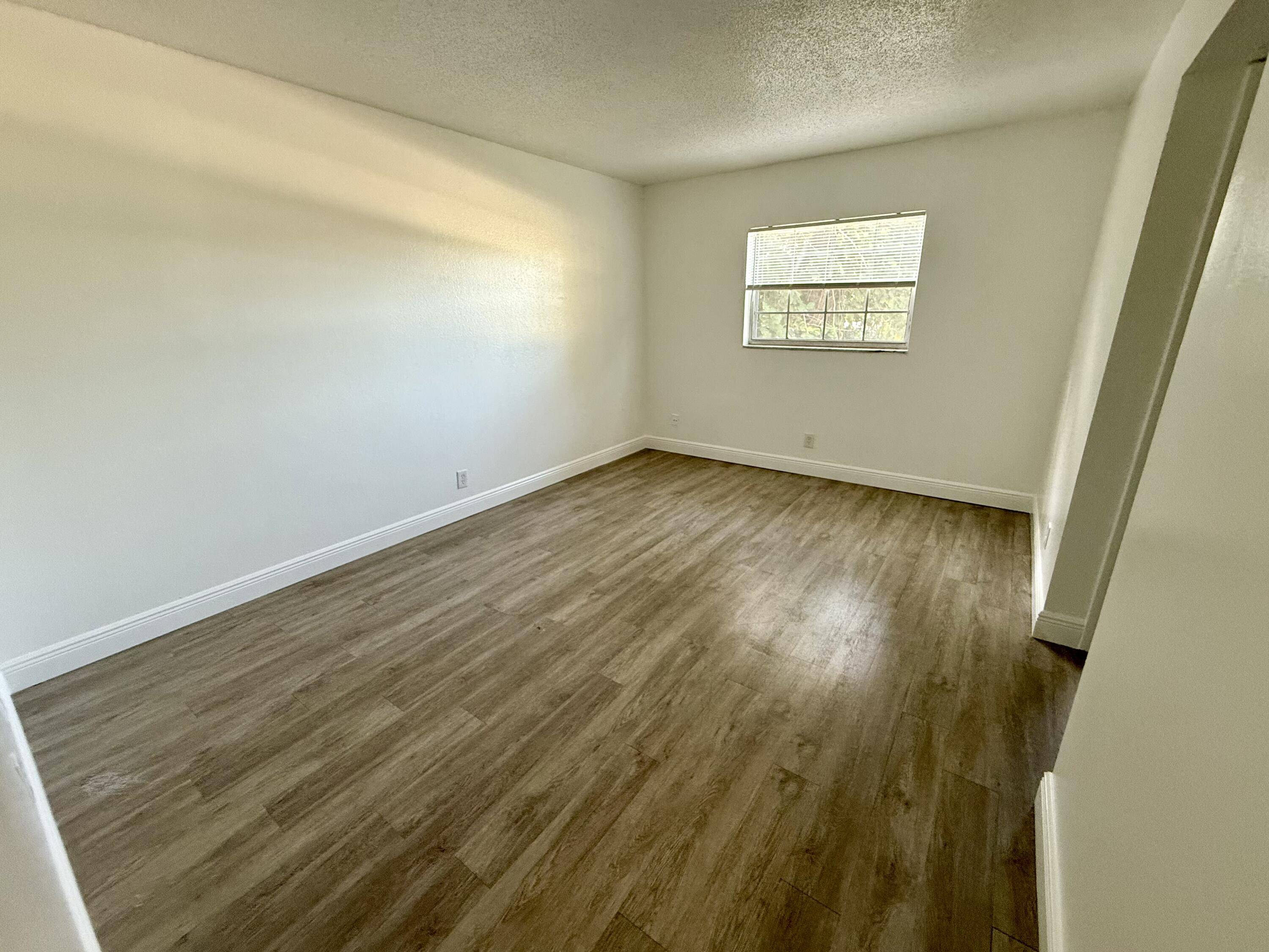 Lake Worth, FL 33461,3431 Helena DR 1