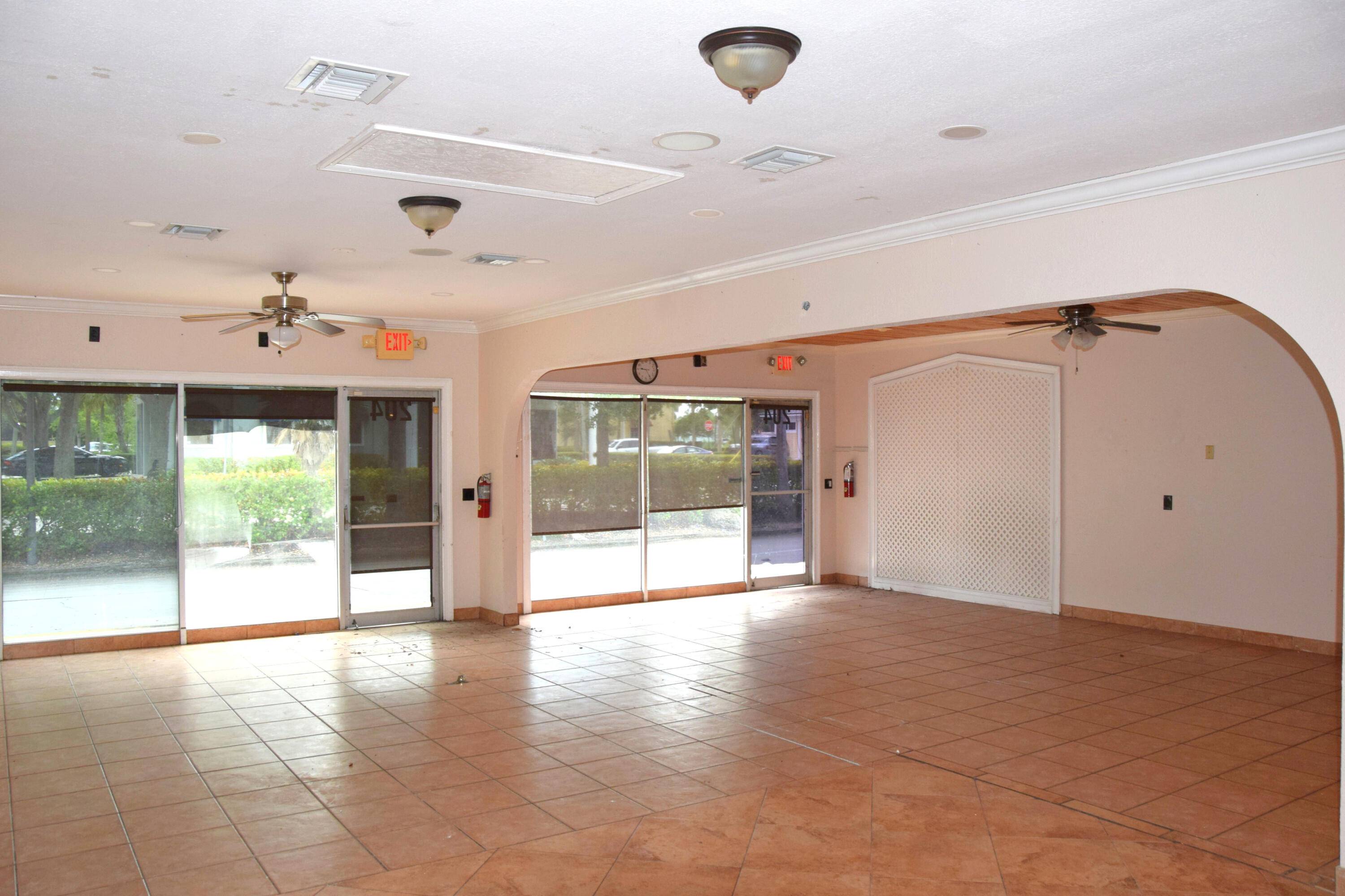 Jupiter, FL 33458,200 Hibiscus ST 204