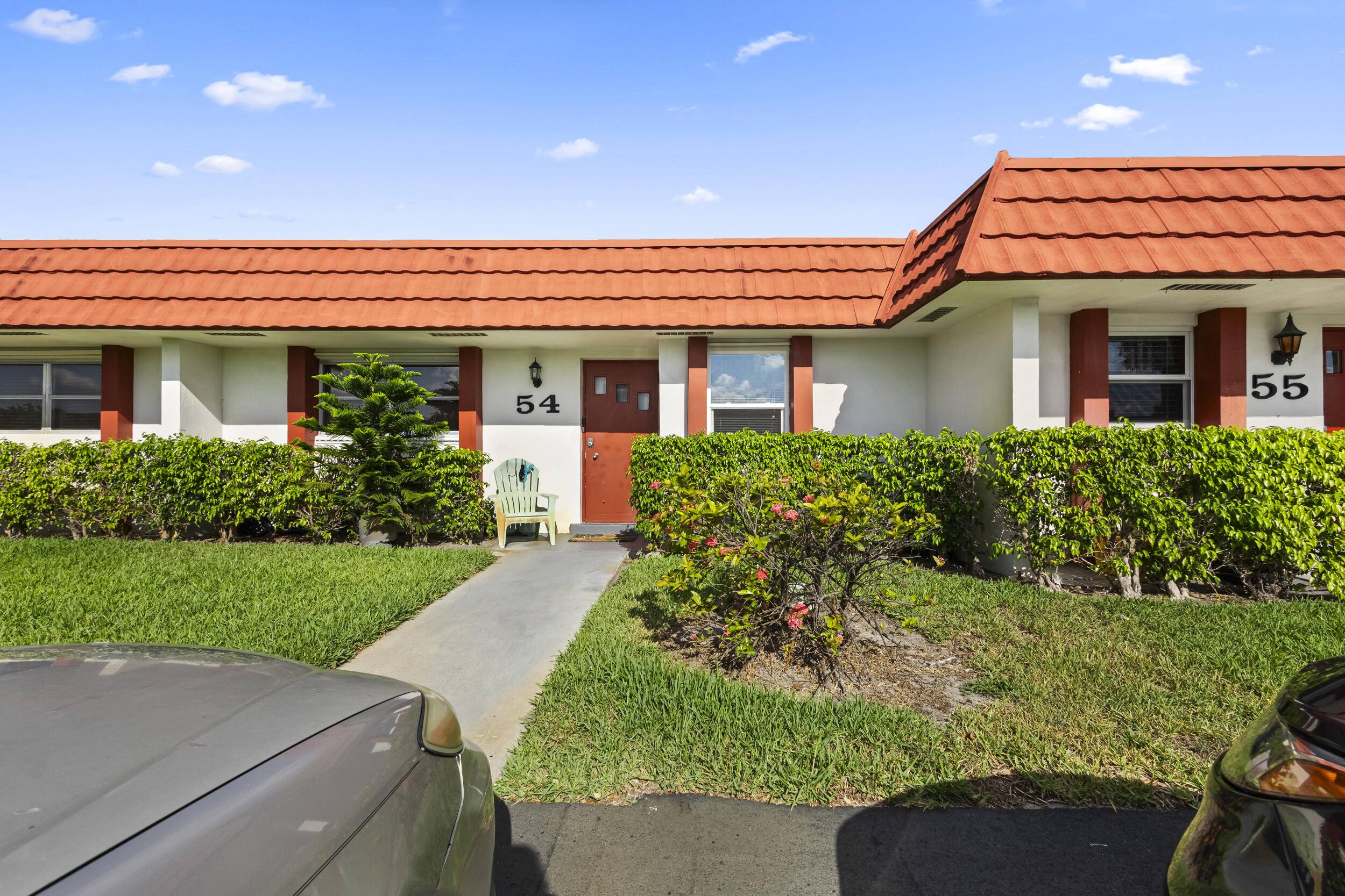 West Palm Beach, FL 33415,5800 W Fernley DR 54