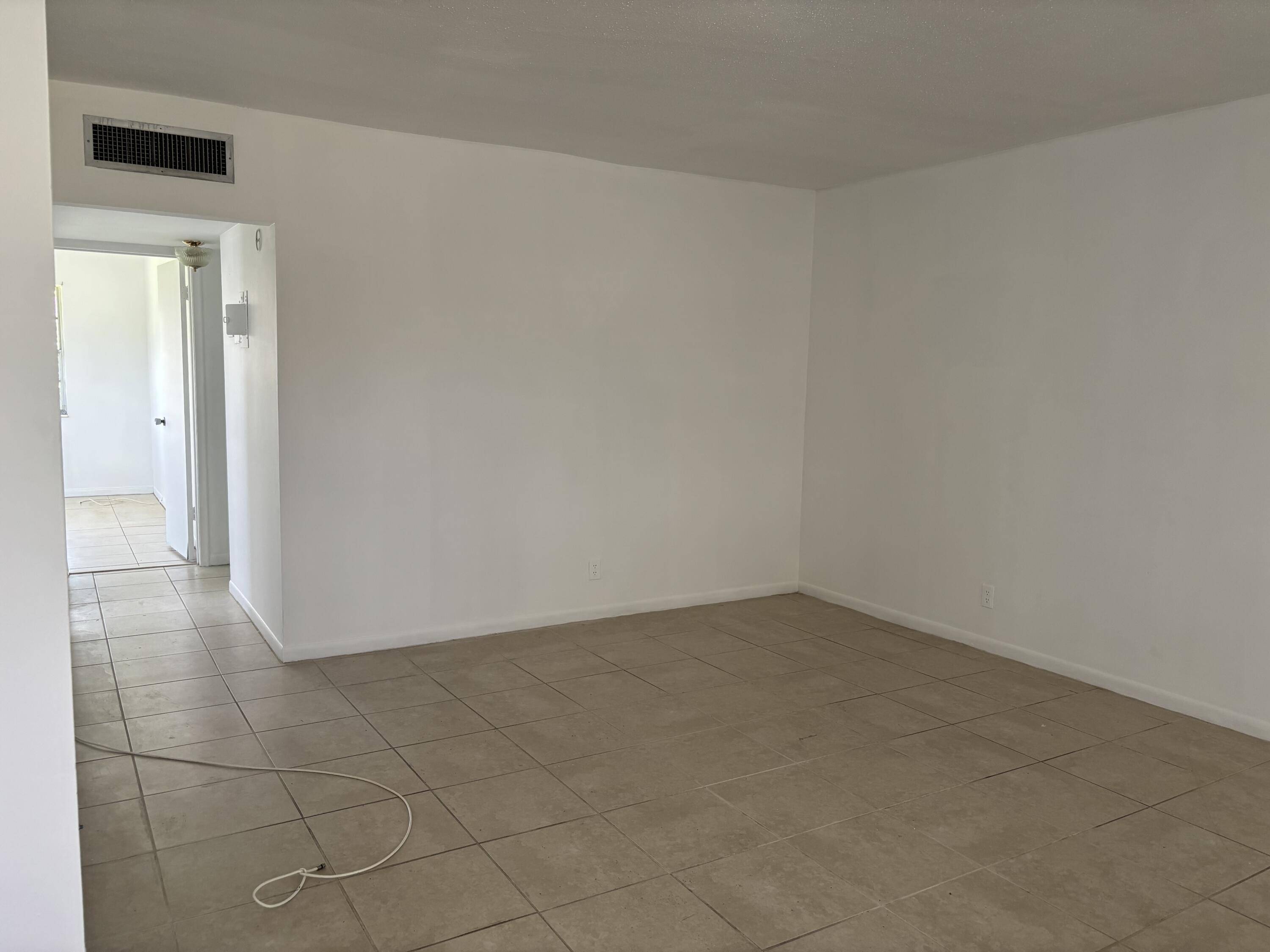 West Palm Beach, FL 33417,40 Waltham B