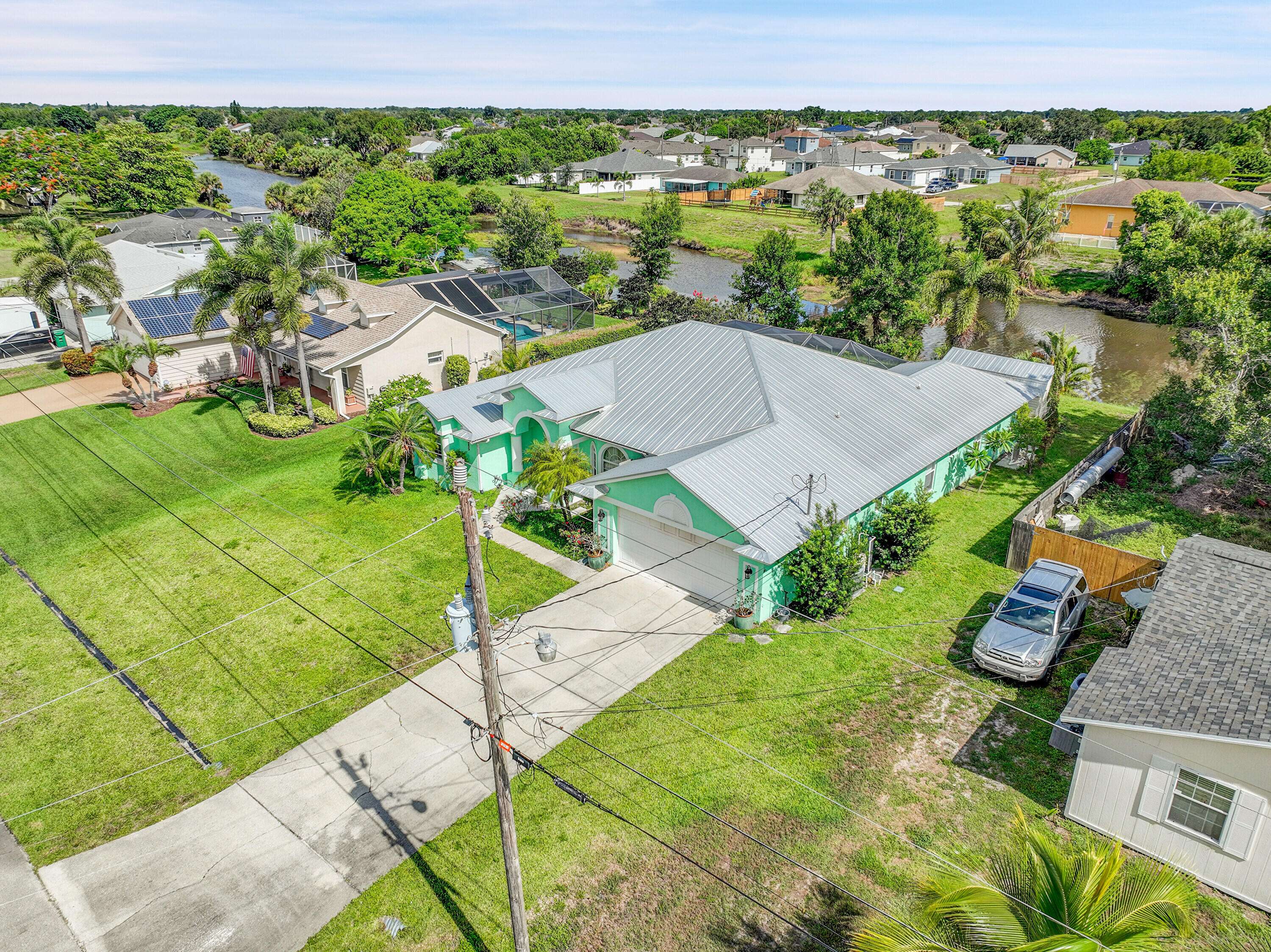Port Saint Lucie, FL 34953,385 SW North Quick CIR