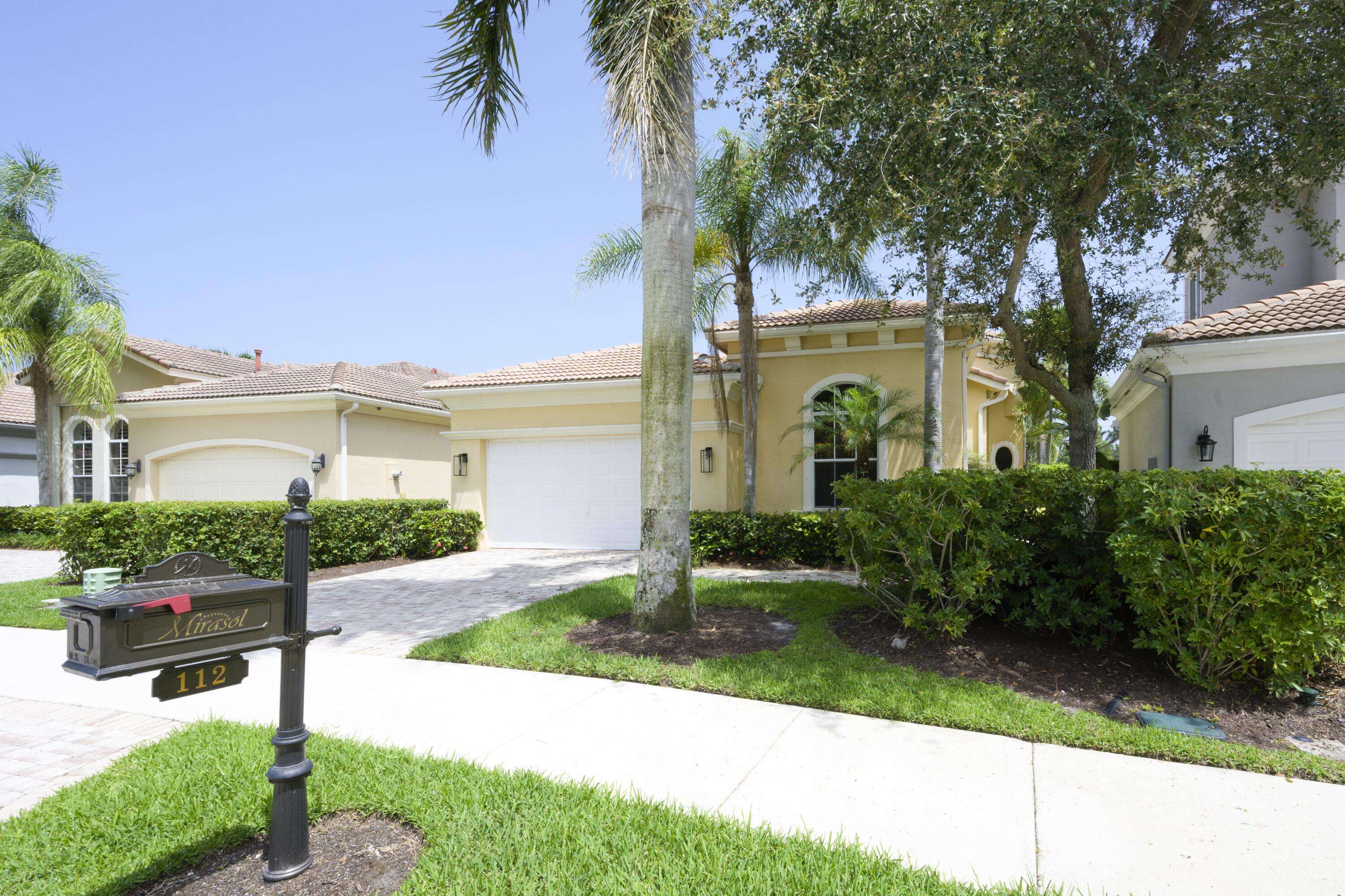 Palm Beach Gardens, FL 33418,112 Andalusia WAY