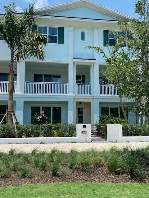 Palm Beach Gardens, FL 33418,12863 Alton RD