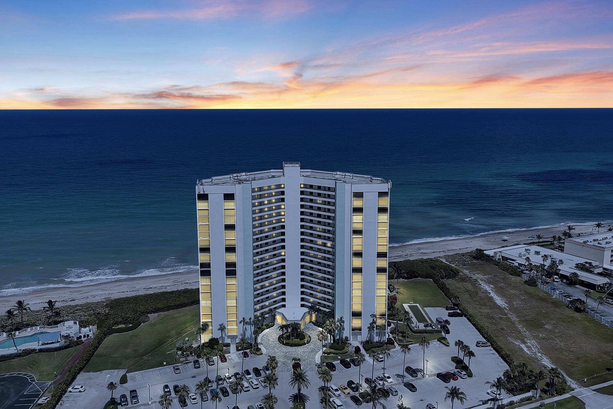 Jensen Beach, FL 34957,9650 S Ocean DR 1204