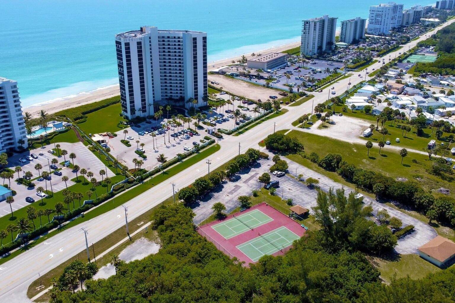 Jensen Beach, FL 34957,9650 S Ocean DR 1204