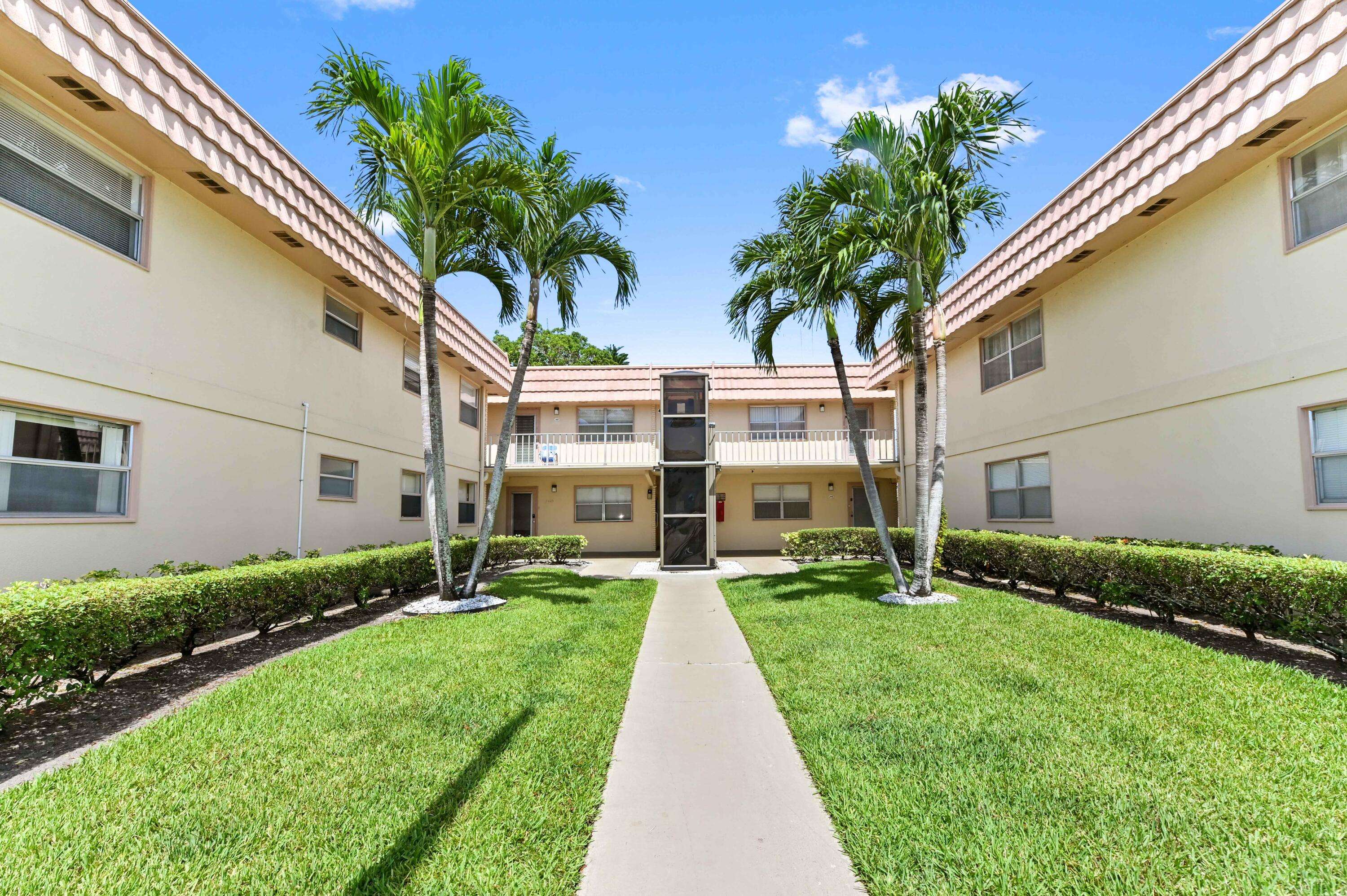 Delray Beach, FL 33446,444 Saxony J