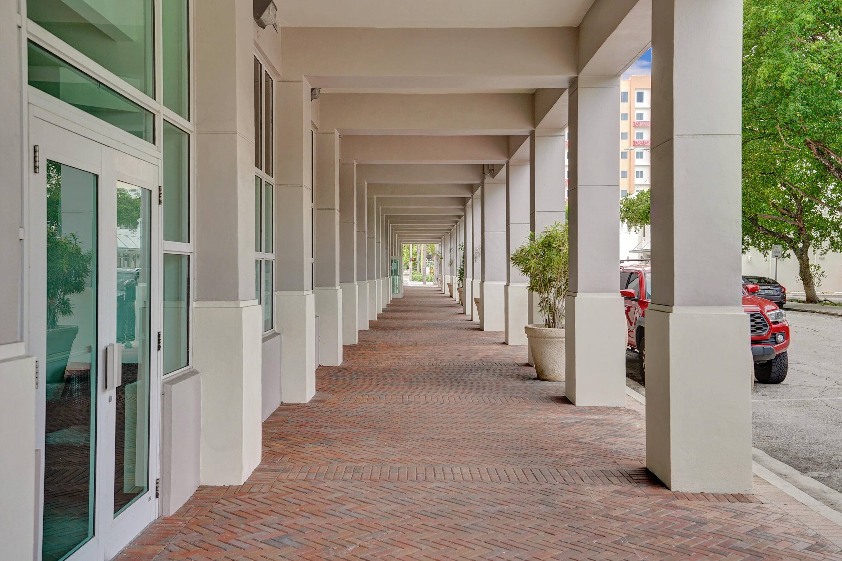 West Palm Beach, FL 33401,600 S Dixie HWY 356