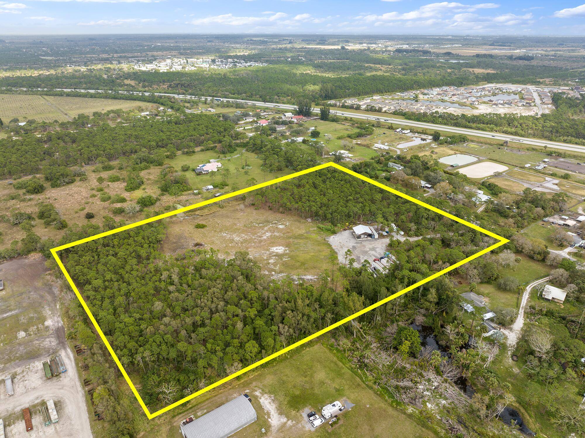 Fort Pierce, FL 34945,405 N Ffa RD