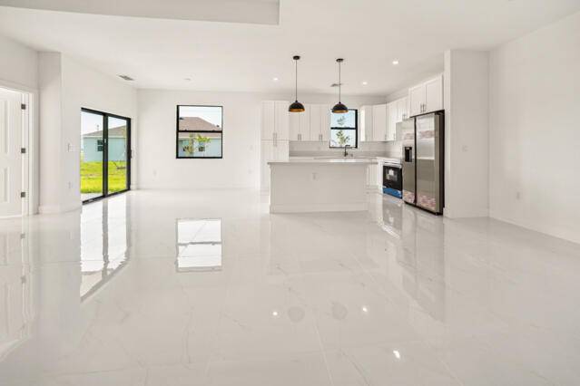 Cape Coral, FL 33993,4521 NW 34th ST