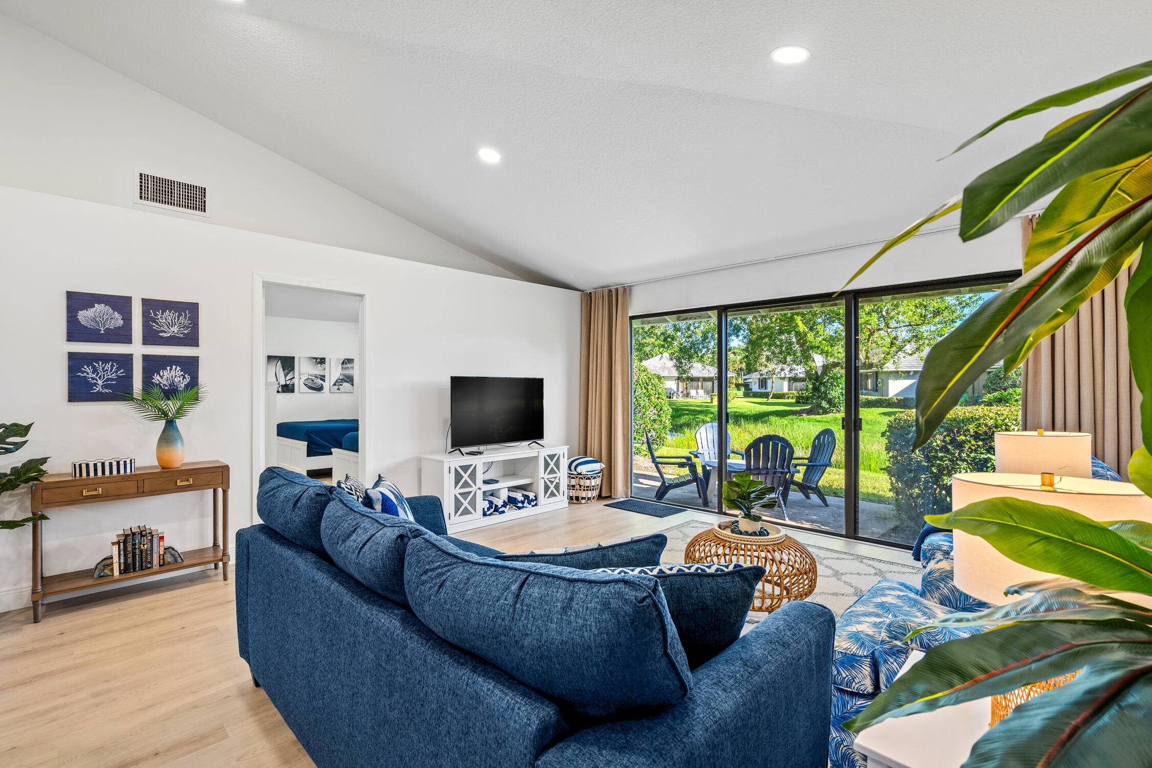 Palm Beach Gardens, FL 33418,615 Club DR