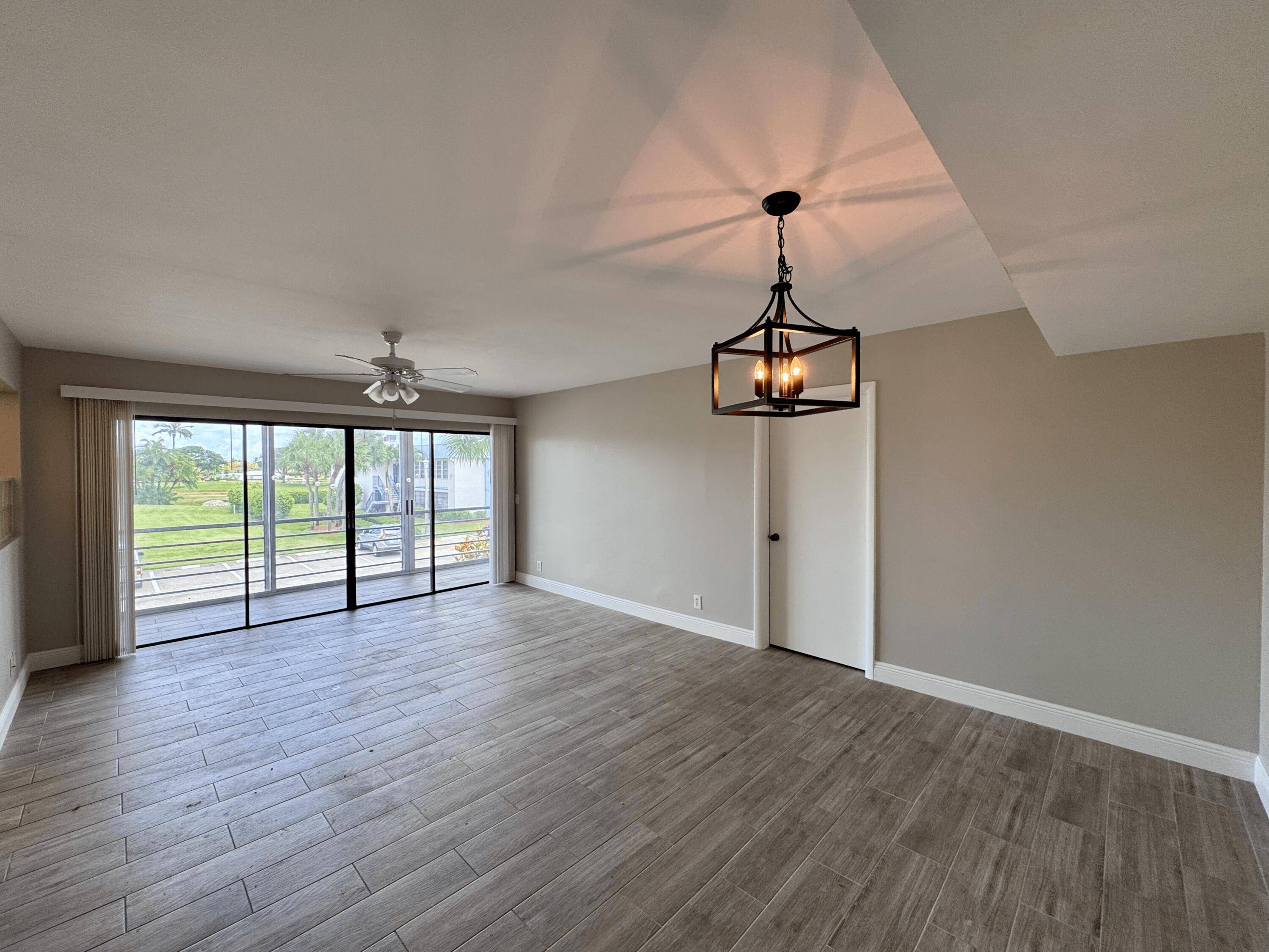 Delray Beach, FL 33484,95 Capri B