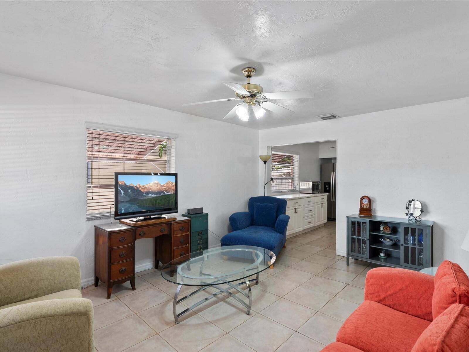 Hollywood, FL 33020,1623 Wiley ST