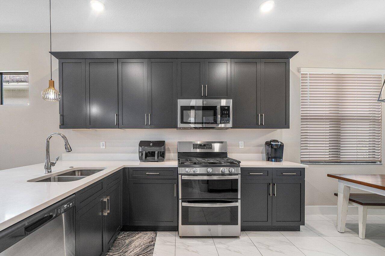 The Acreage, FL 33470,16070 Key Biscayne LN