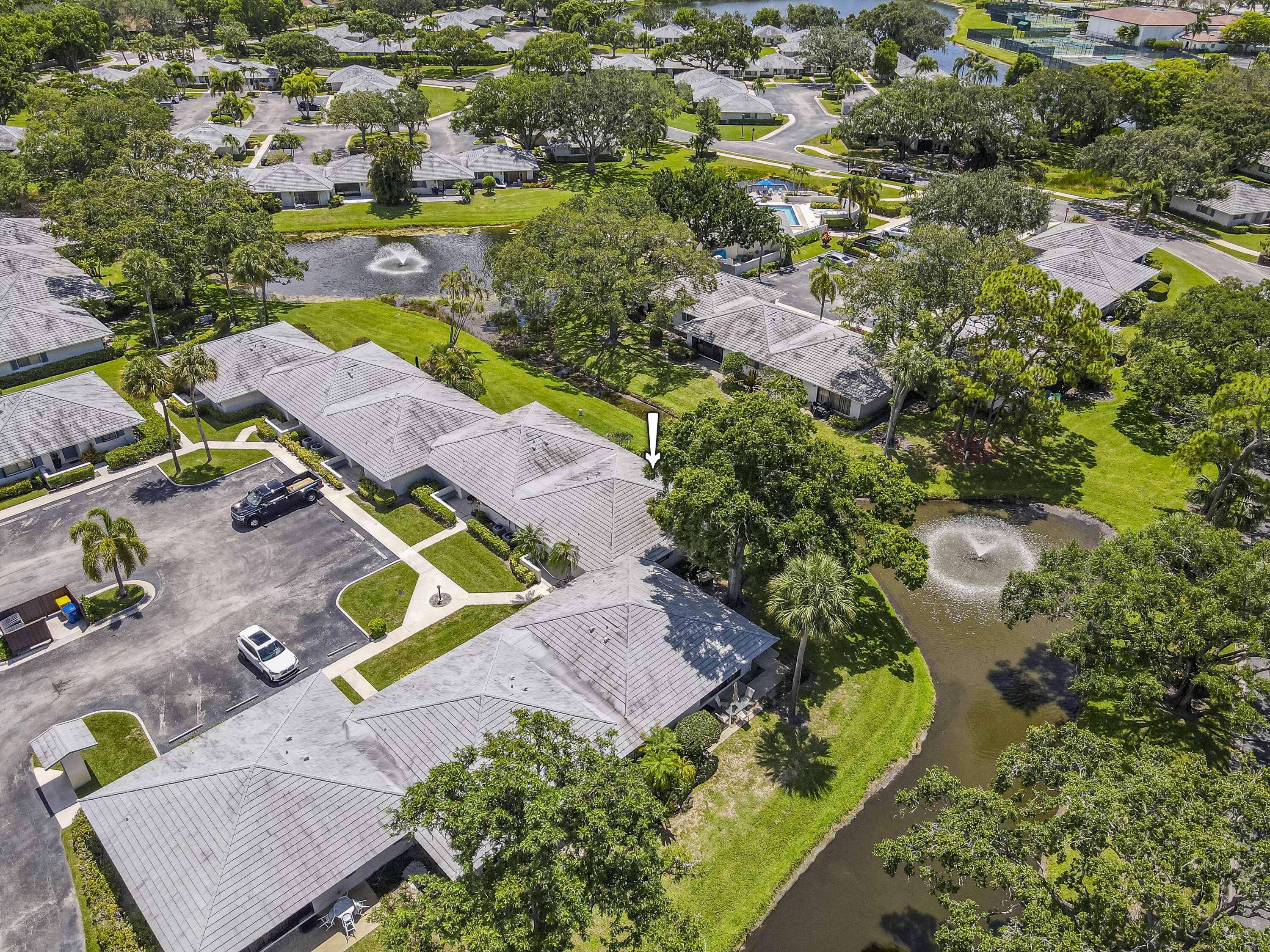 Palm Beach Gardens, FL 33418,713 Club DR