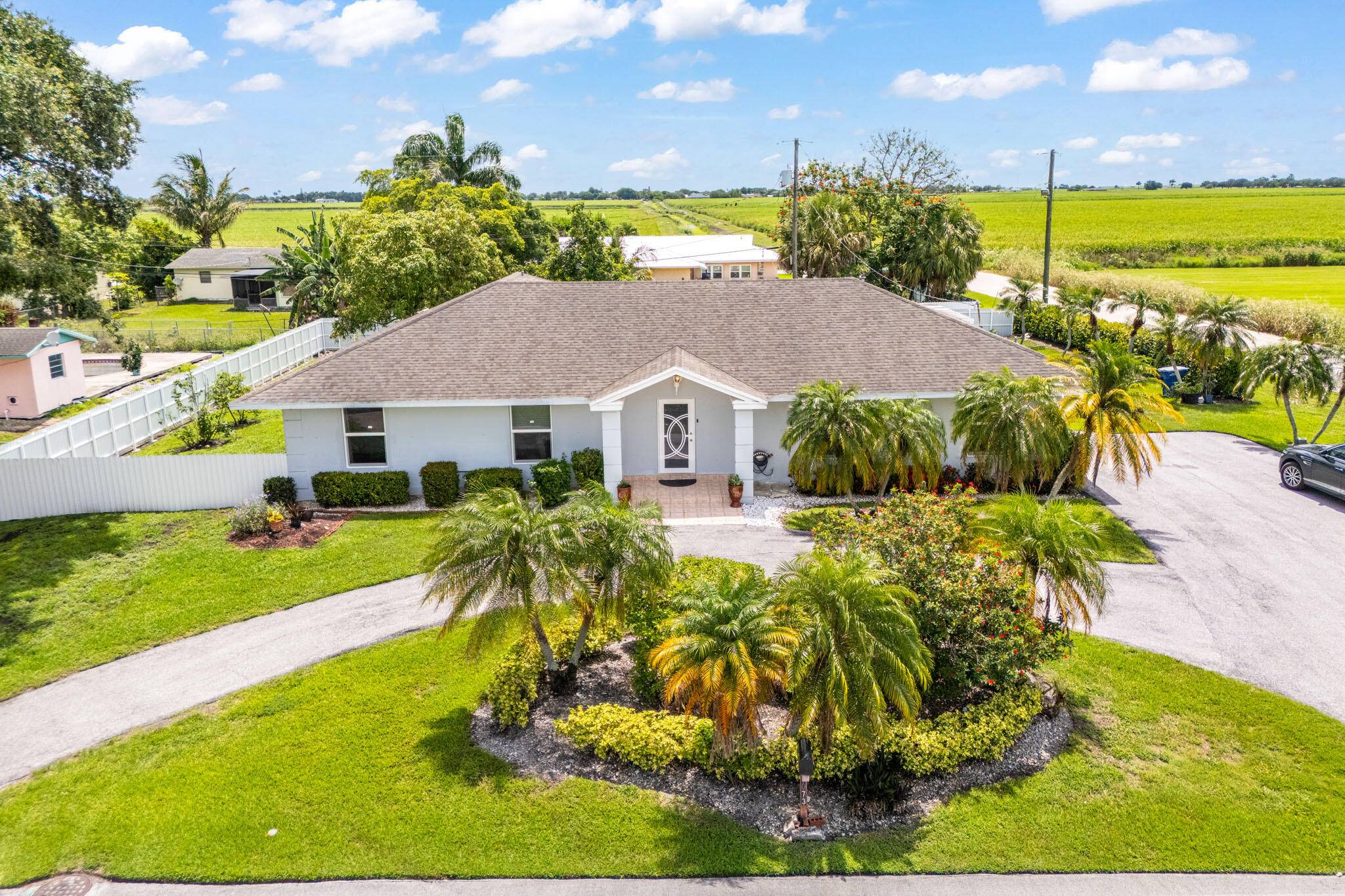 Belle Glade, FL 33430,1073 SE 3rd ST