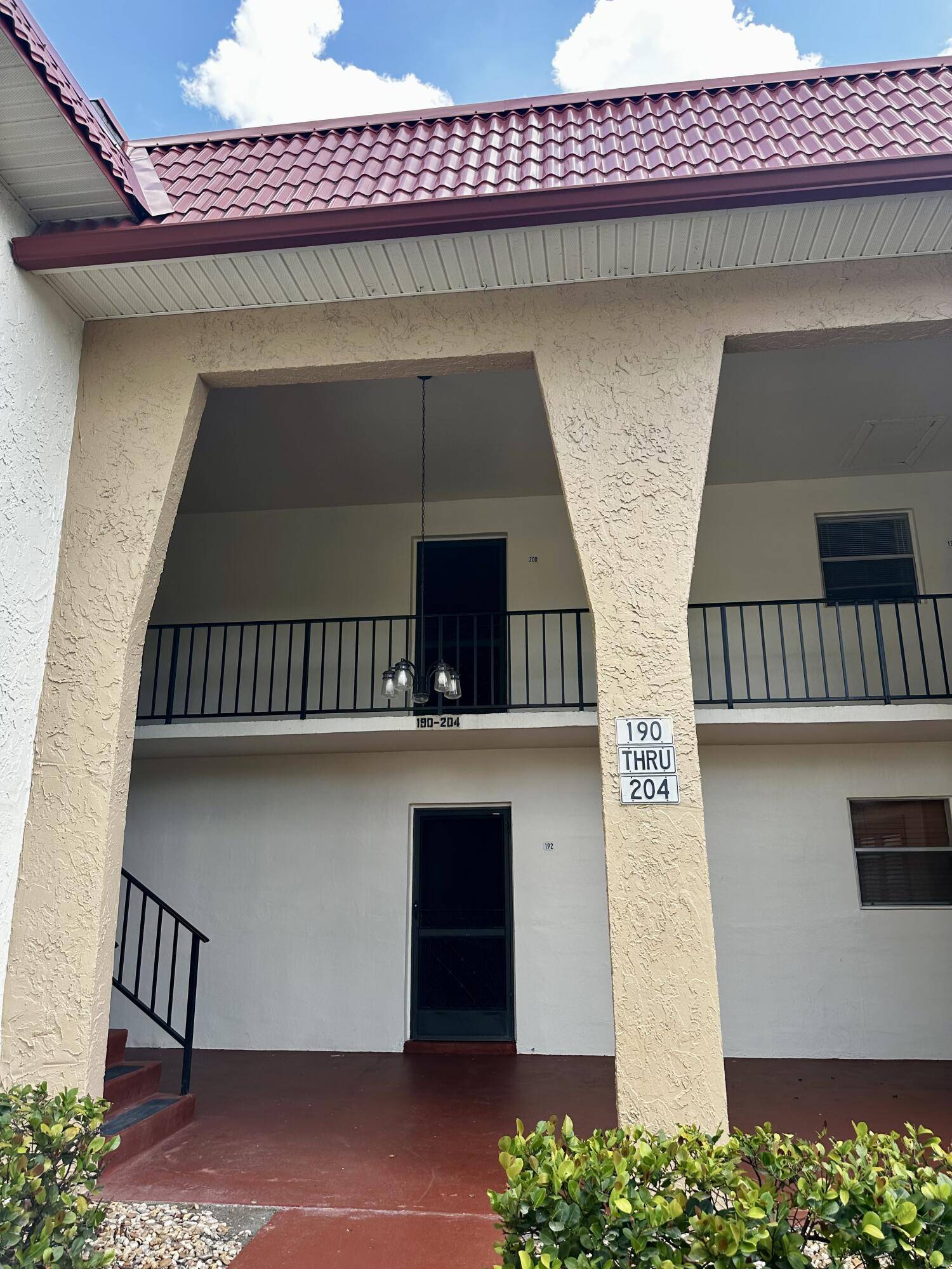 West Palm Beach, FL 33411,200 Lake Dora DR 200