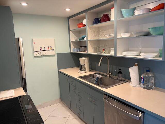 Boca Raton, FL 33434,2070 Cornwall D 2070