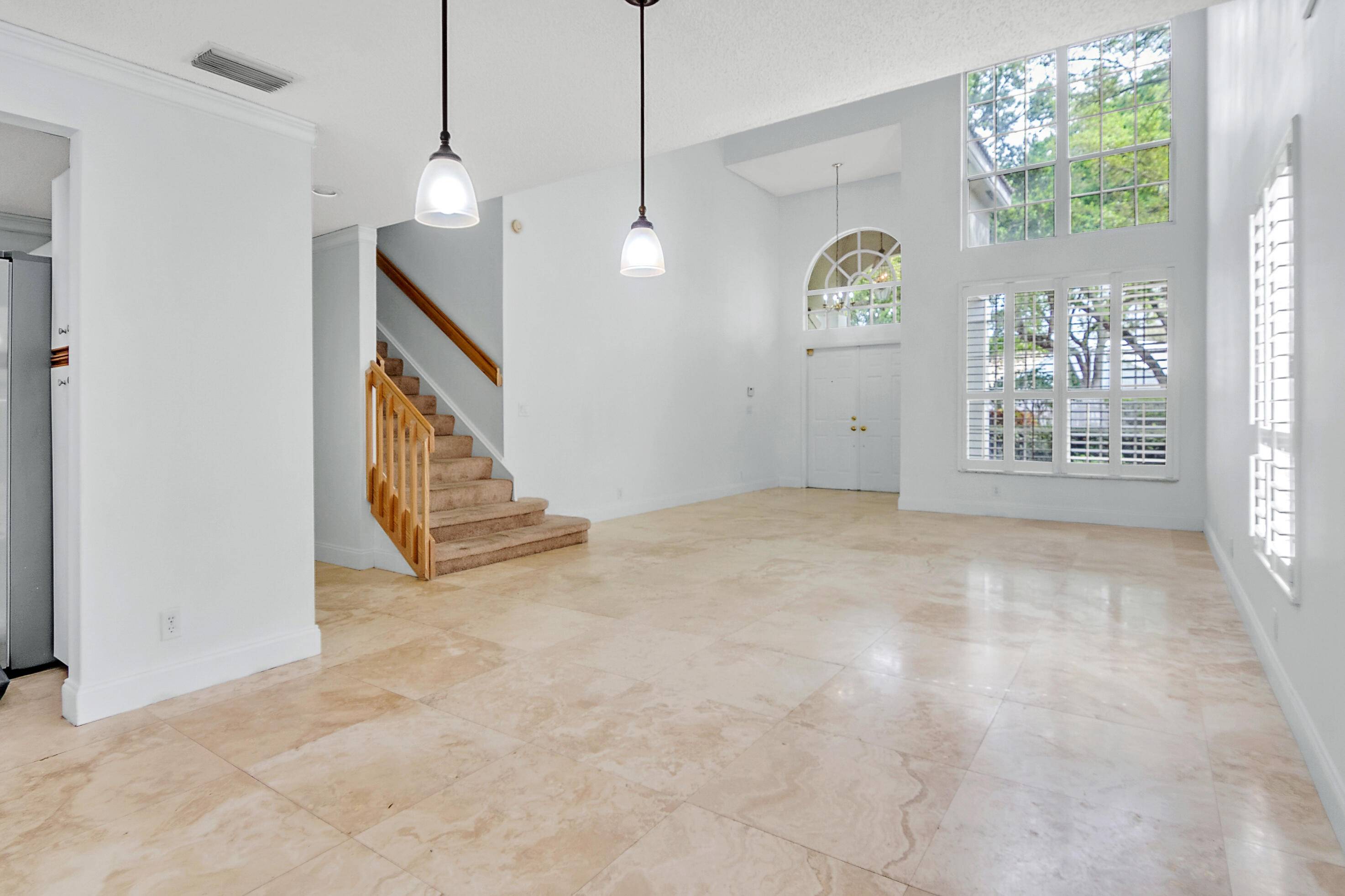 Palm Beach Gardens, FL 33410,1011 W Siena Oaks CIR