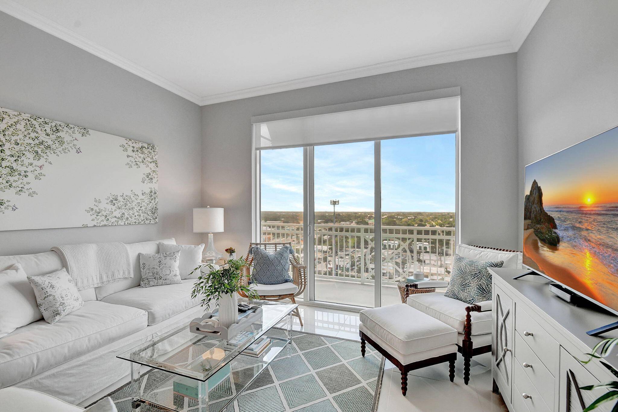 Boynton Beach, FL 33435,450 N Federal HWY Ph01