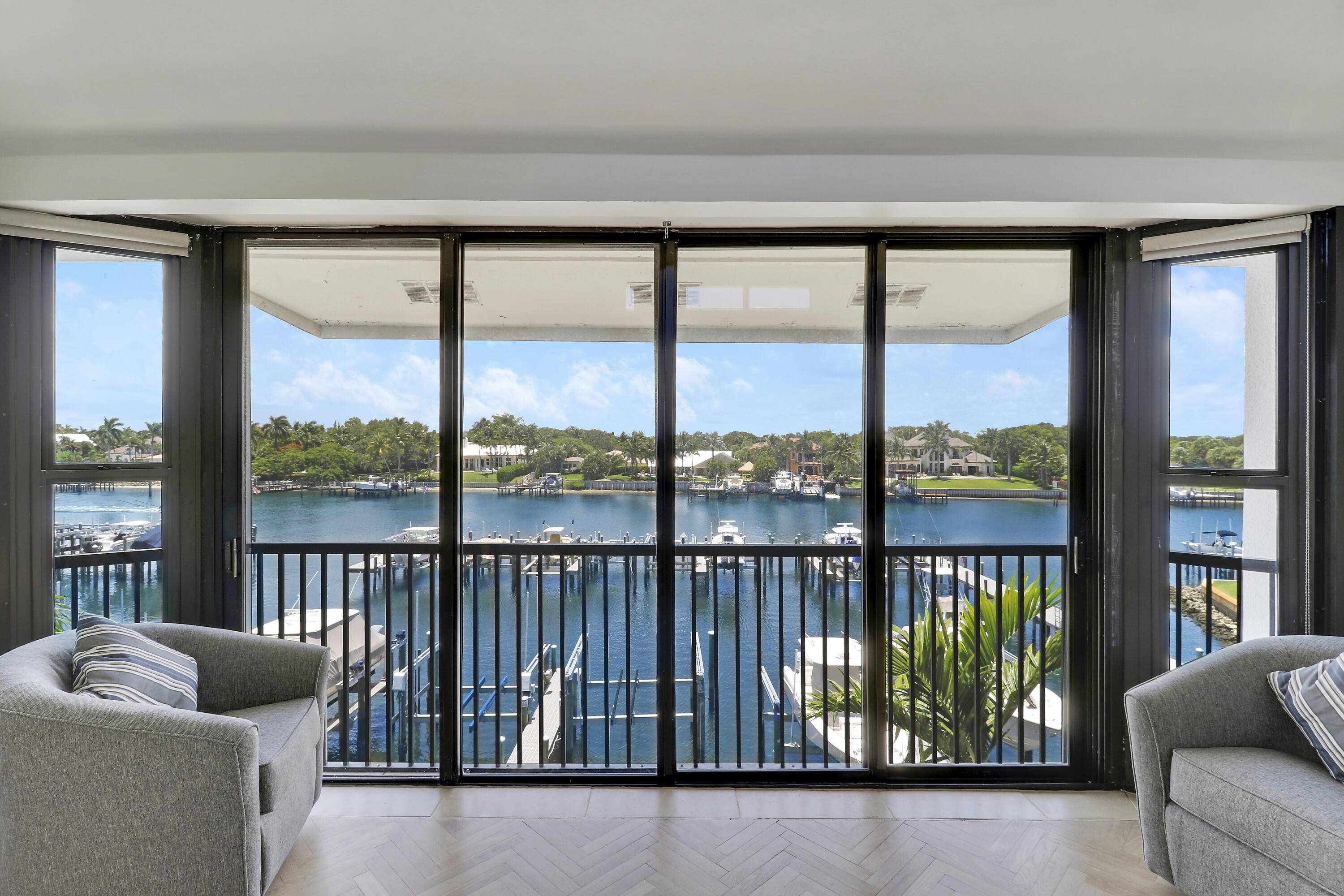 Juno Beach, FL 33408,543 N Bay Colony DR Slip 8