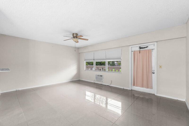 Boca Raton, FL 33434,289 Dorset G