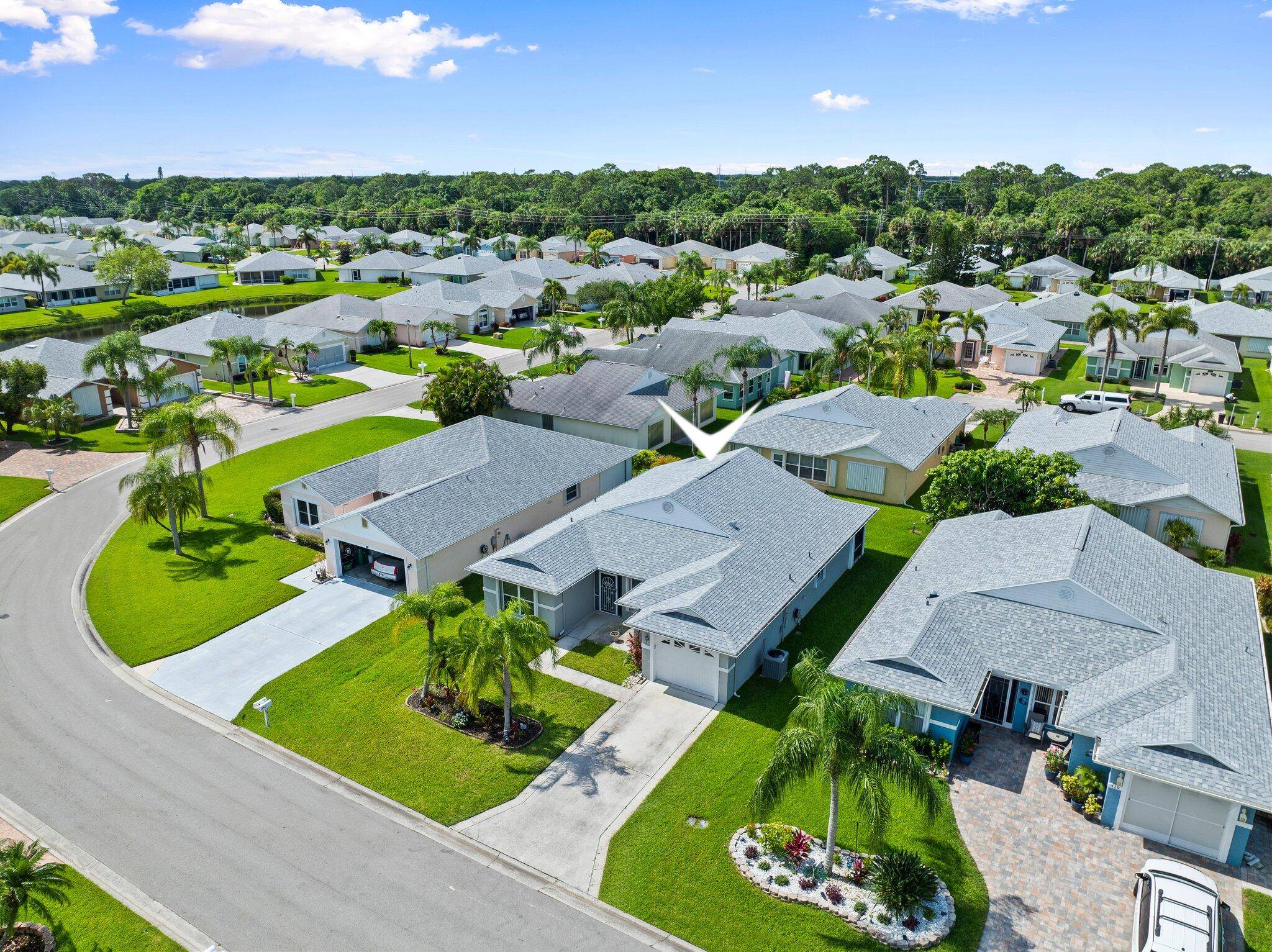 Fort Pierce, FL 34982,425 Banana LN