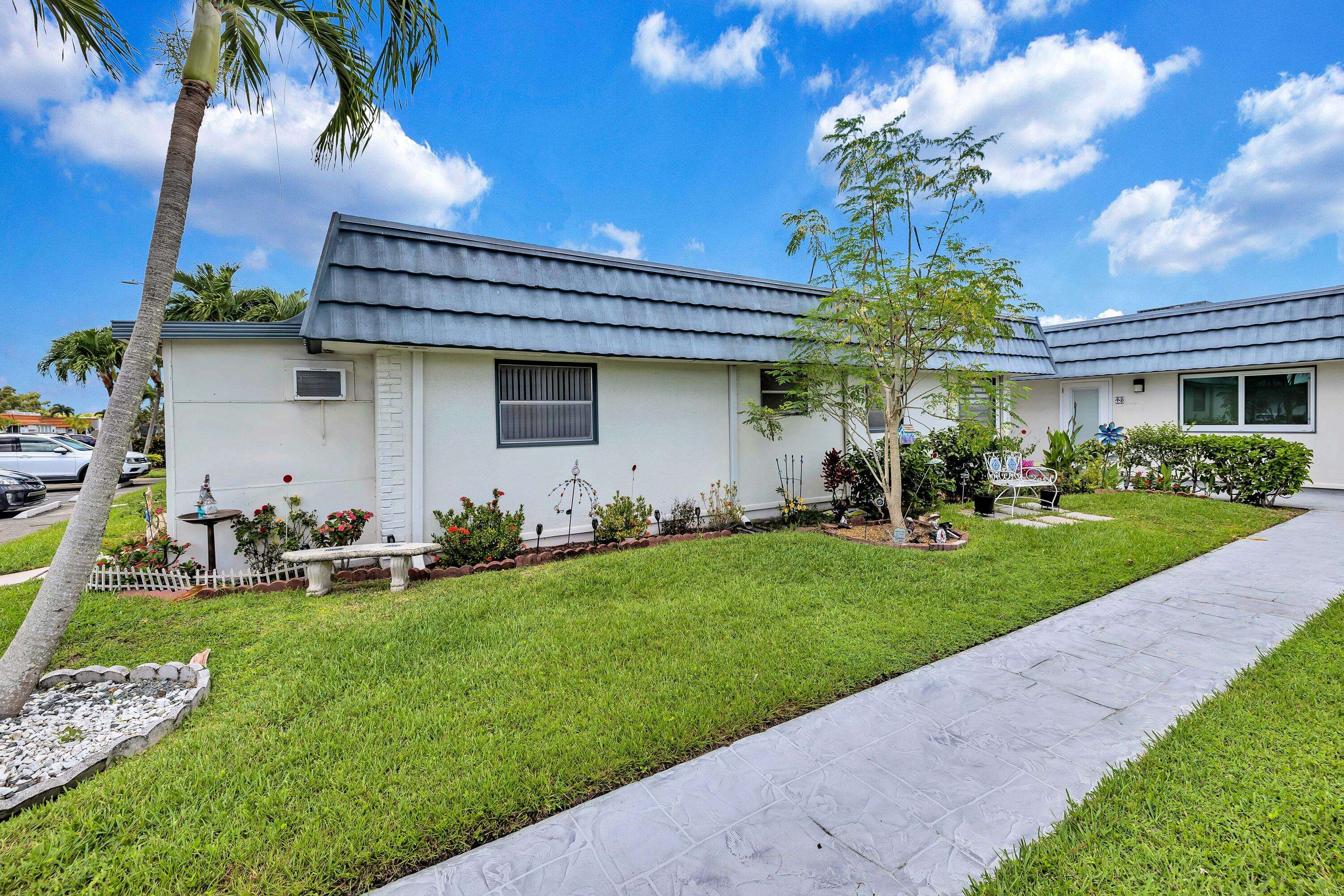 Delray Beach, FL 33446,93 Waterford D
