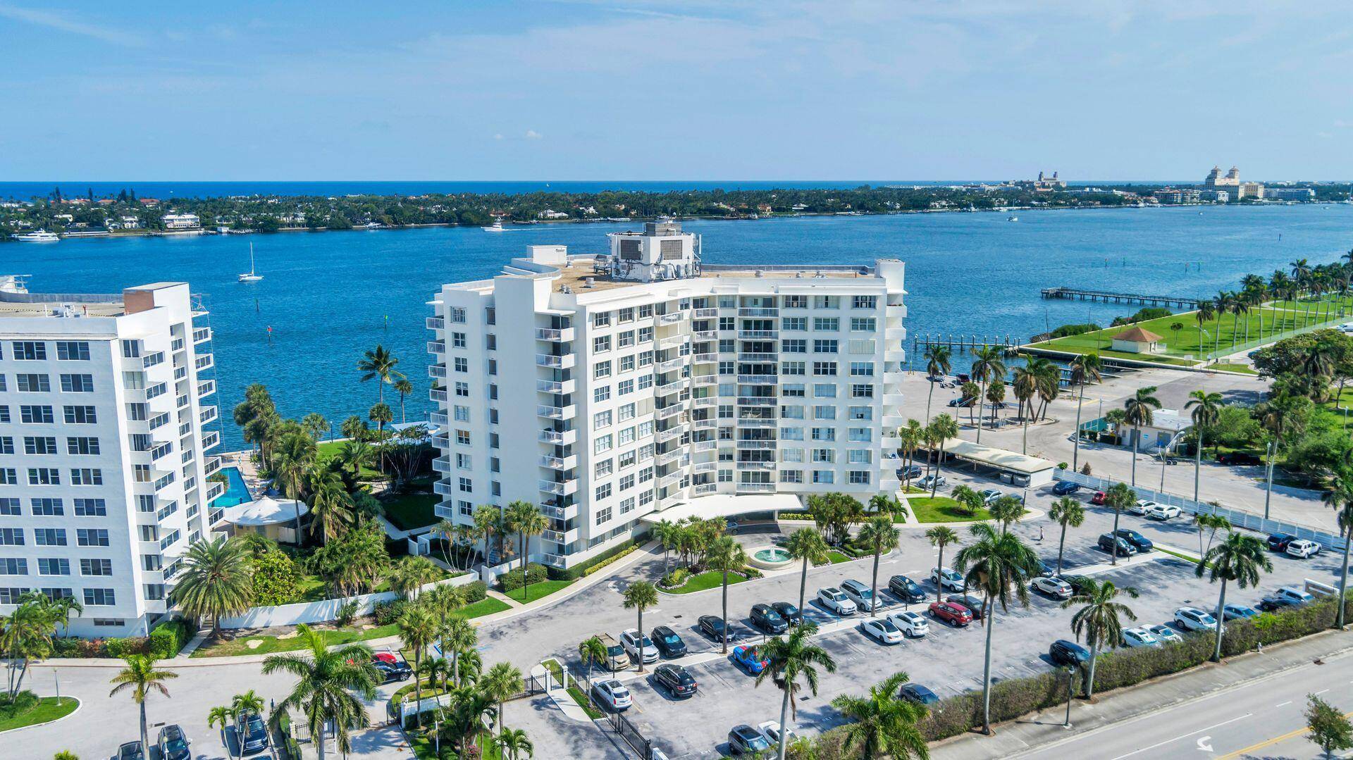 West Palm Beach, FL 33407,2600 N Flagler DR Ph13