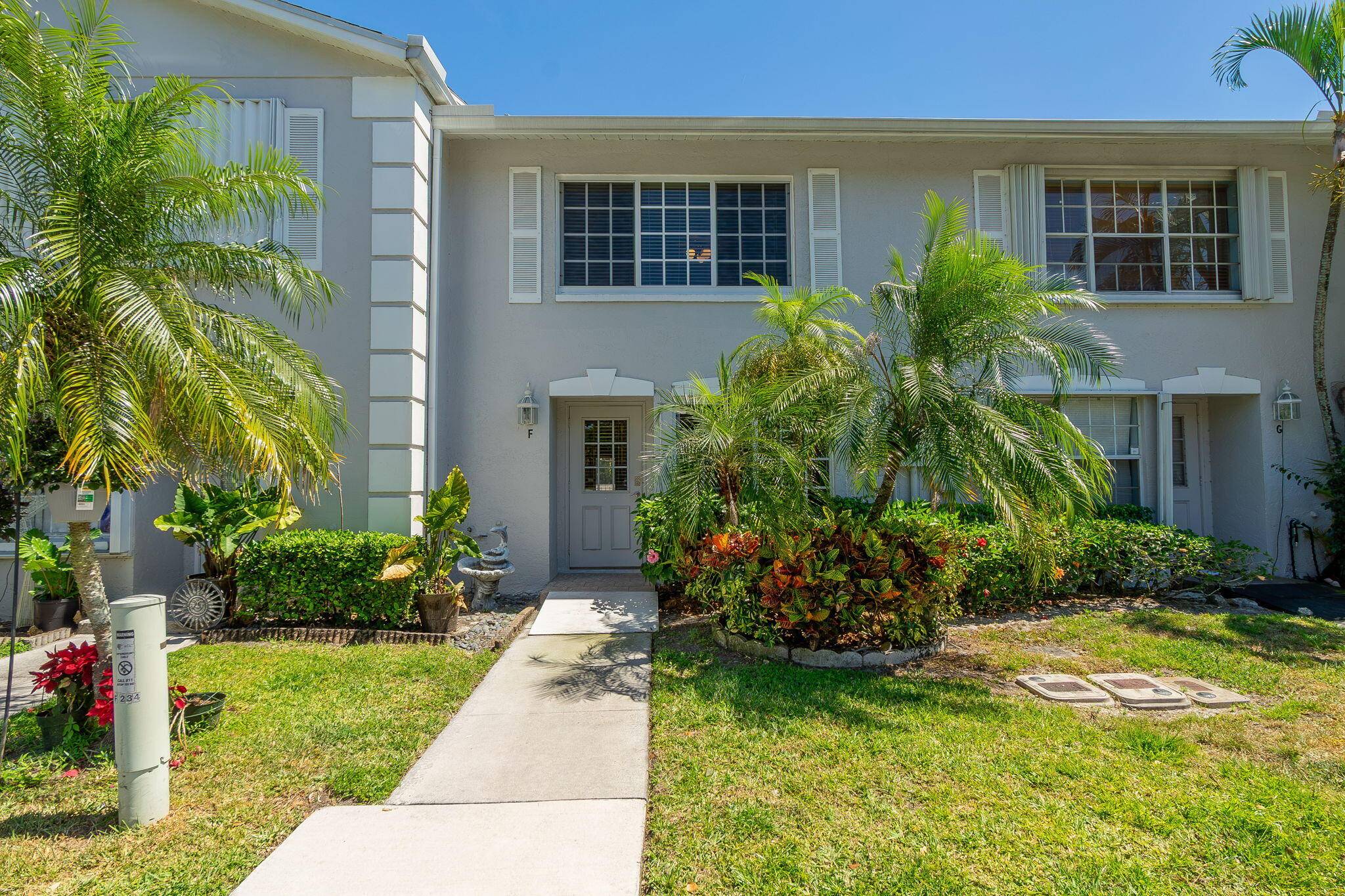 Greenacres, FL 33415,234 Foxtail DR F