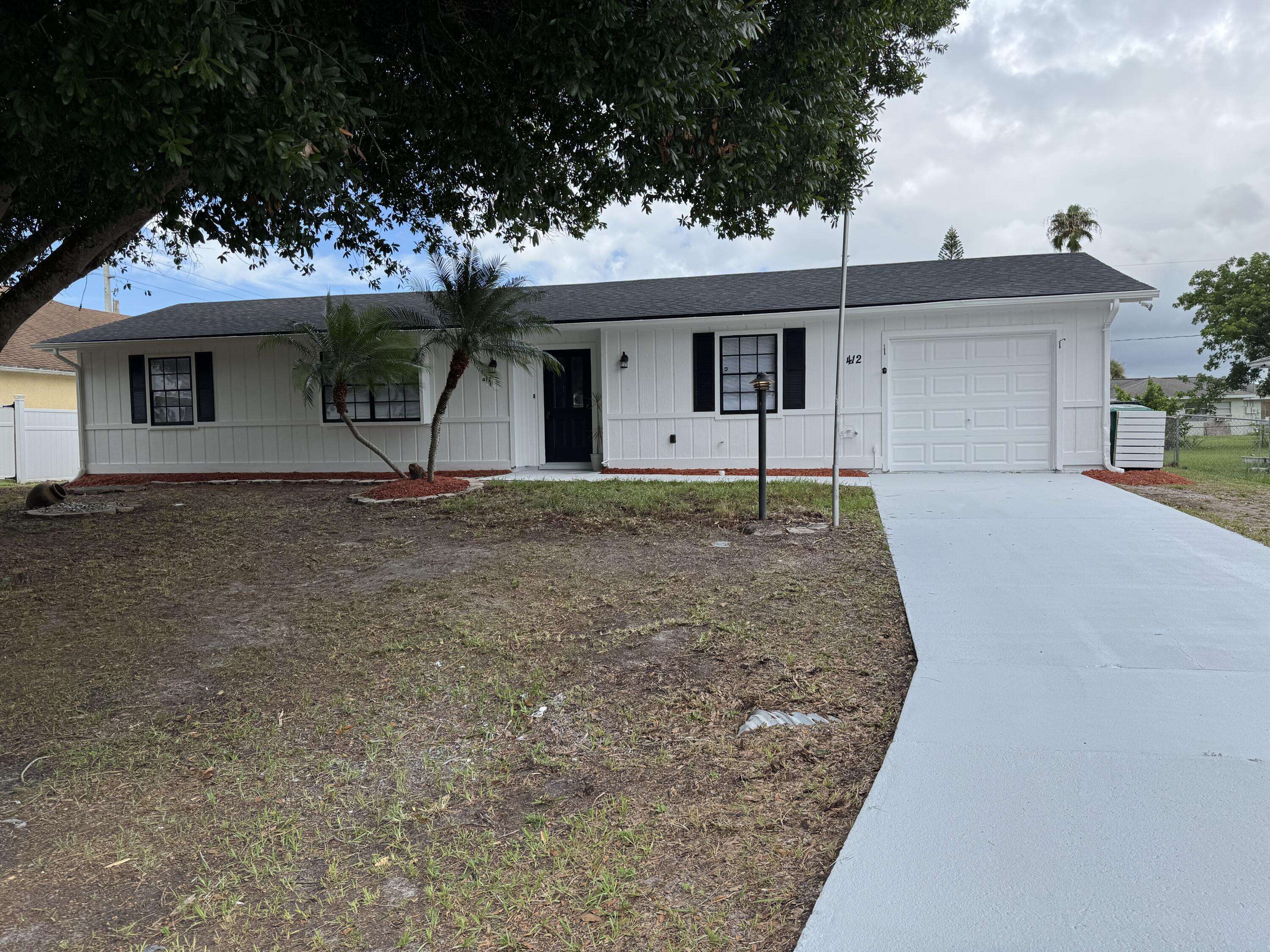 Port Saint Lucie, FL 34983,412 NE Midvale ST