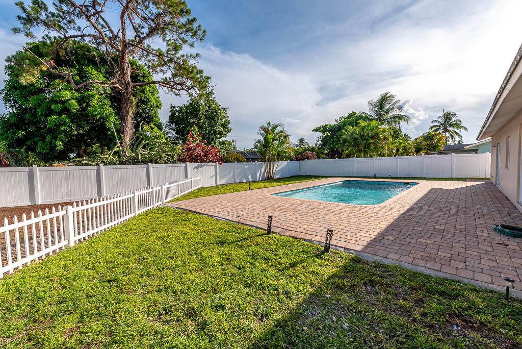 Delray Beach, FL 33445,2712 Lake Ida RD