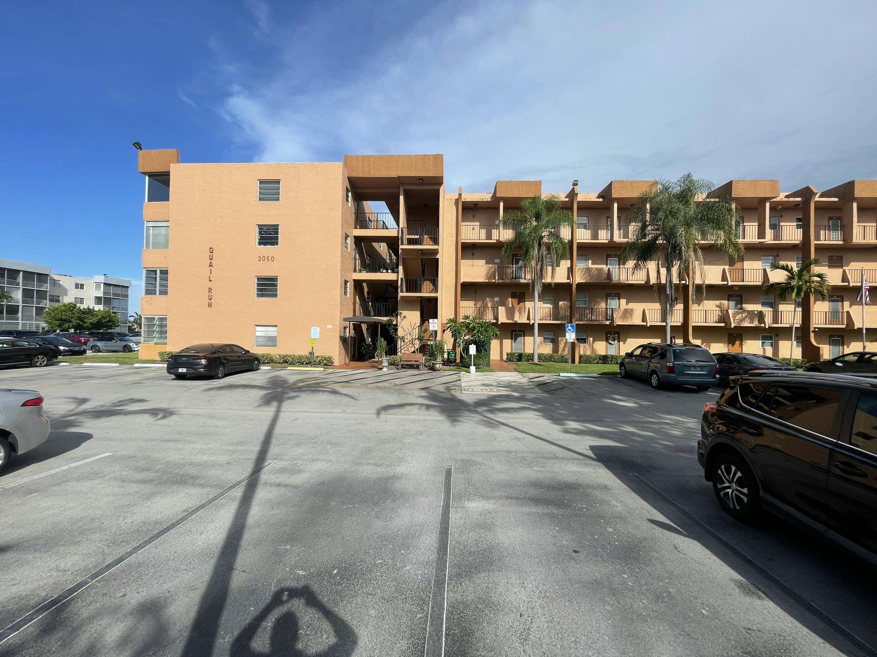 Sunrise, FL 33322,3050 E Sunrise Lakes DR 123