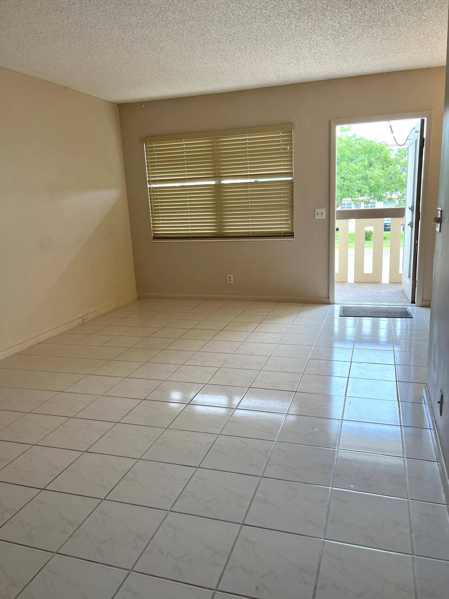 Boca Raton, FL 33434,2045 Wolverton C