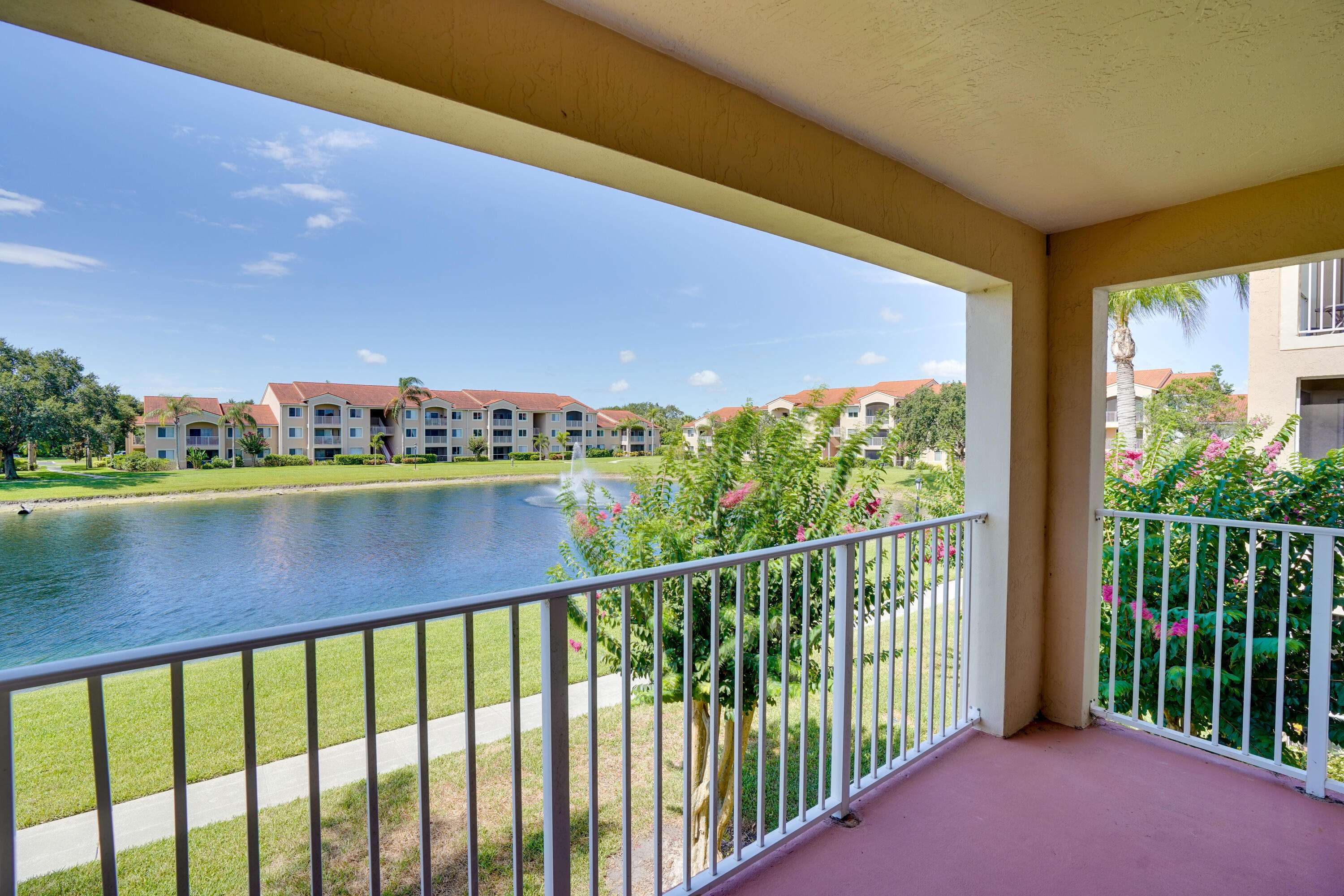 Vero Beach, FL 32967,1640 N 42nd CIR 206