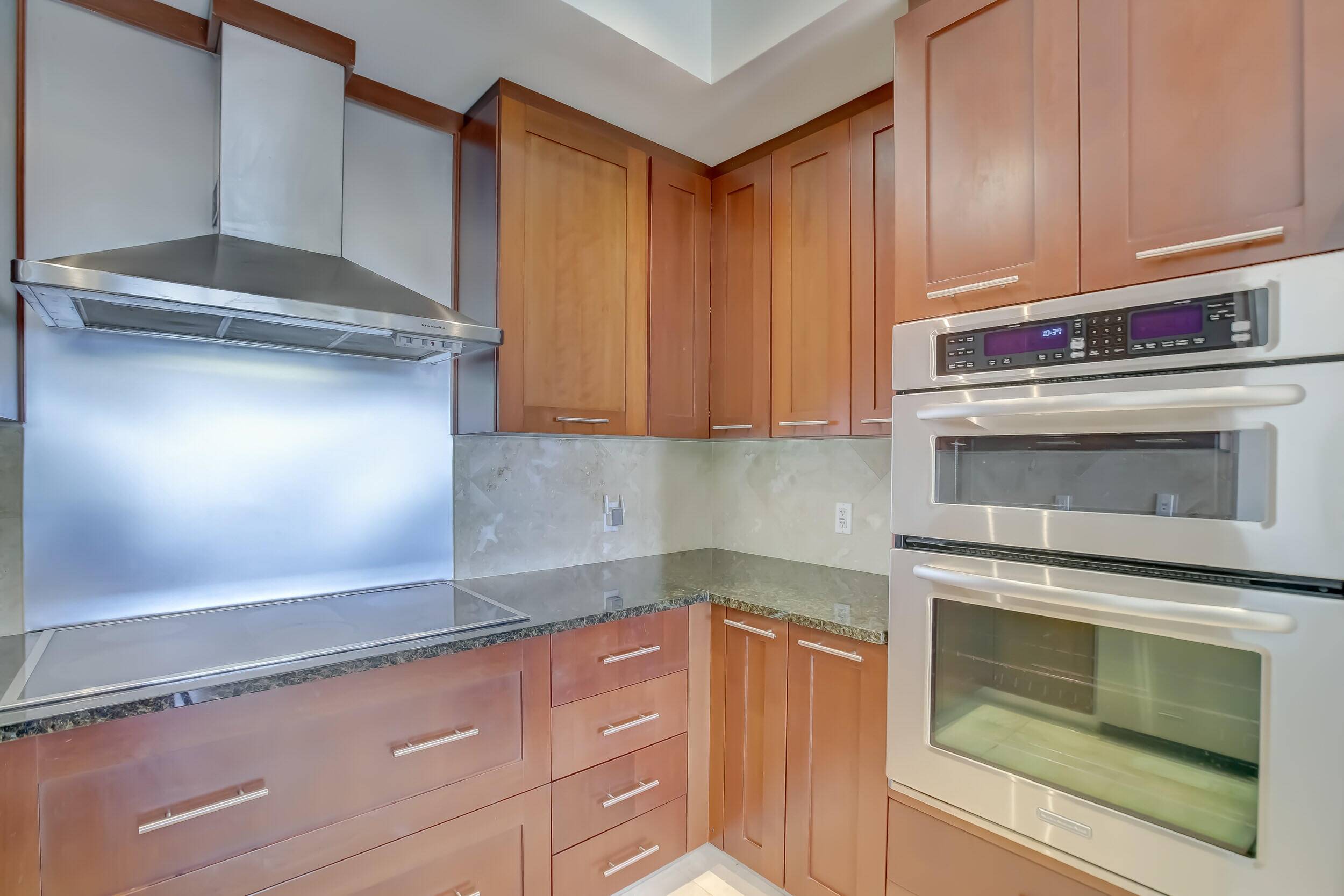 Fort Lauderdale, FL 33305,2409 N Ocean BLVD 726