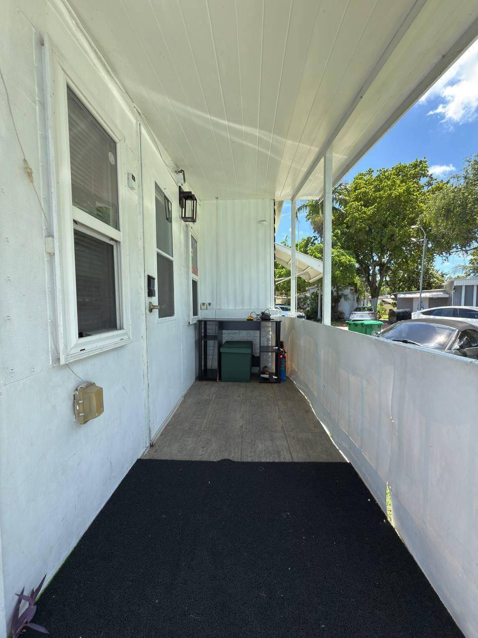 Davie, FL 33314,4832 SW 47 LN