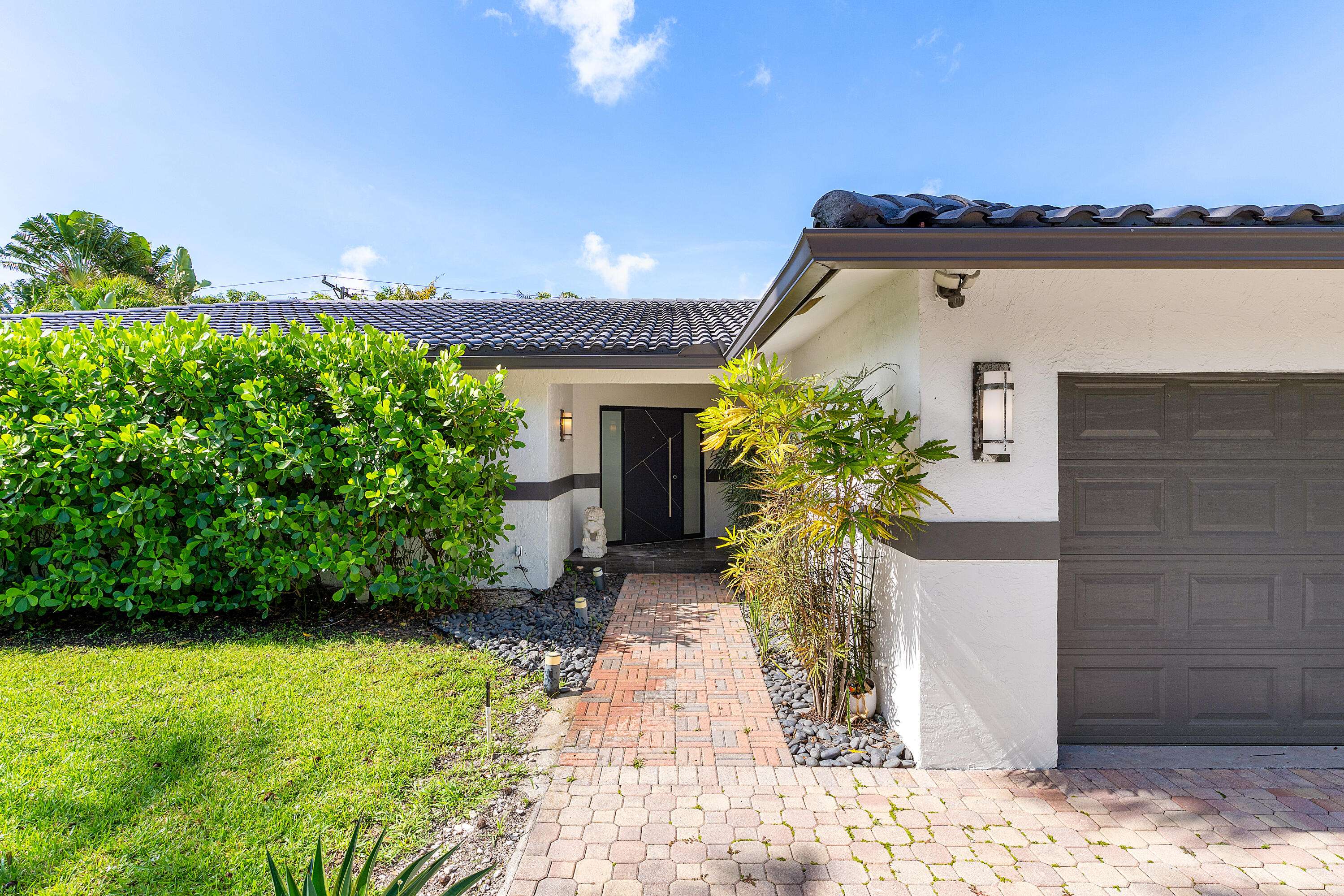 Boca Raton, FL 33486,960 SW 18th ST