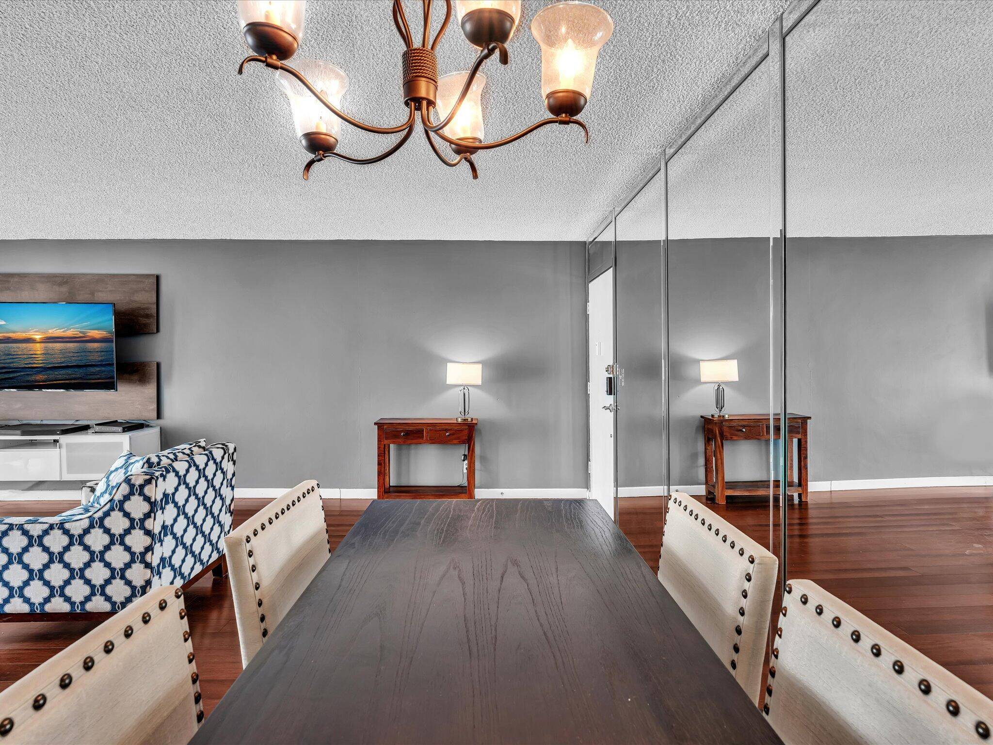 Hallandale Beach, FL 33009,137 Golden Isles DR 312